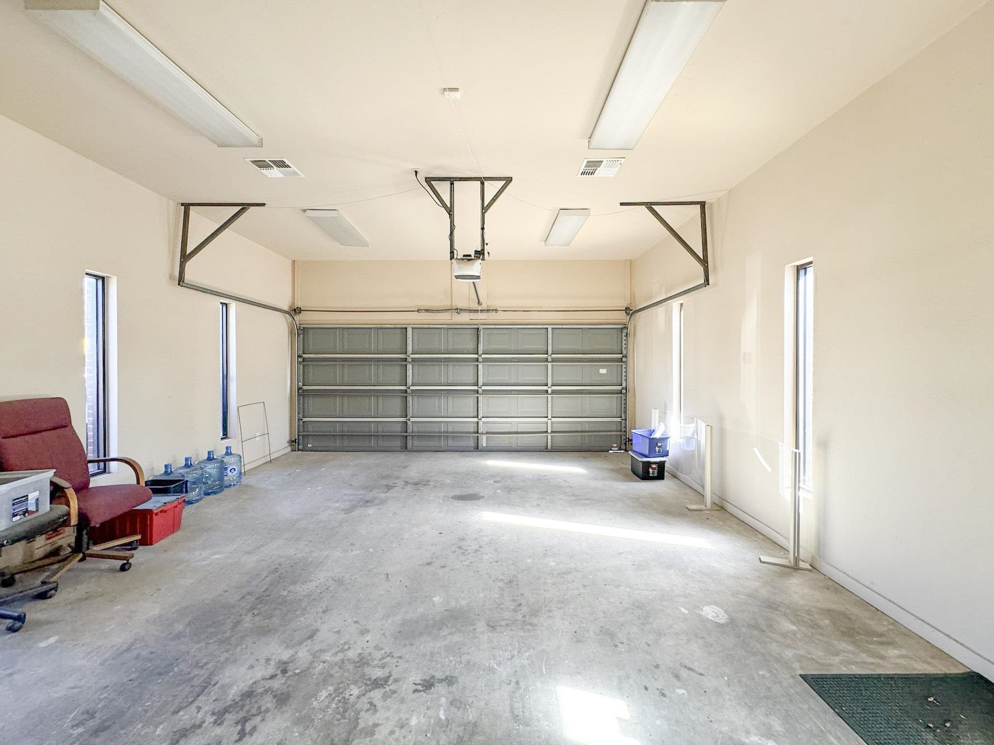 1520 Corpus Christi St Property Photo 7