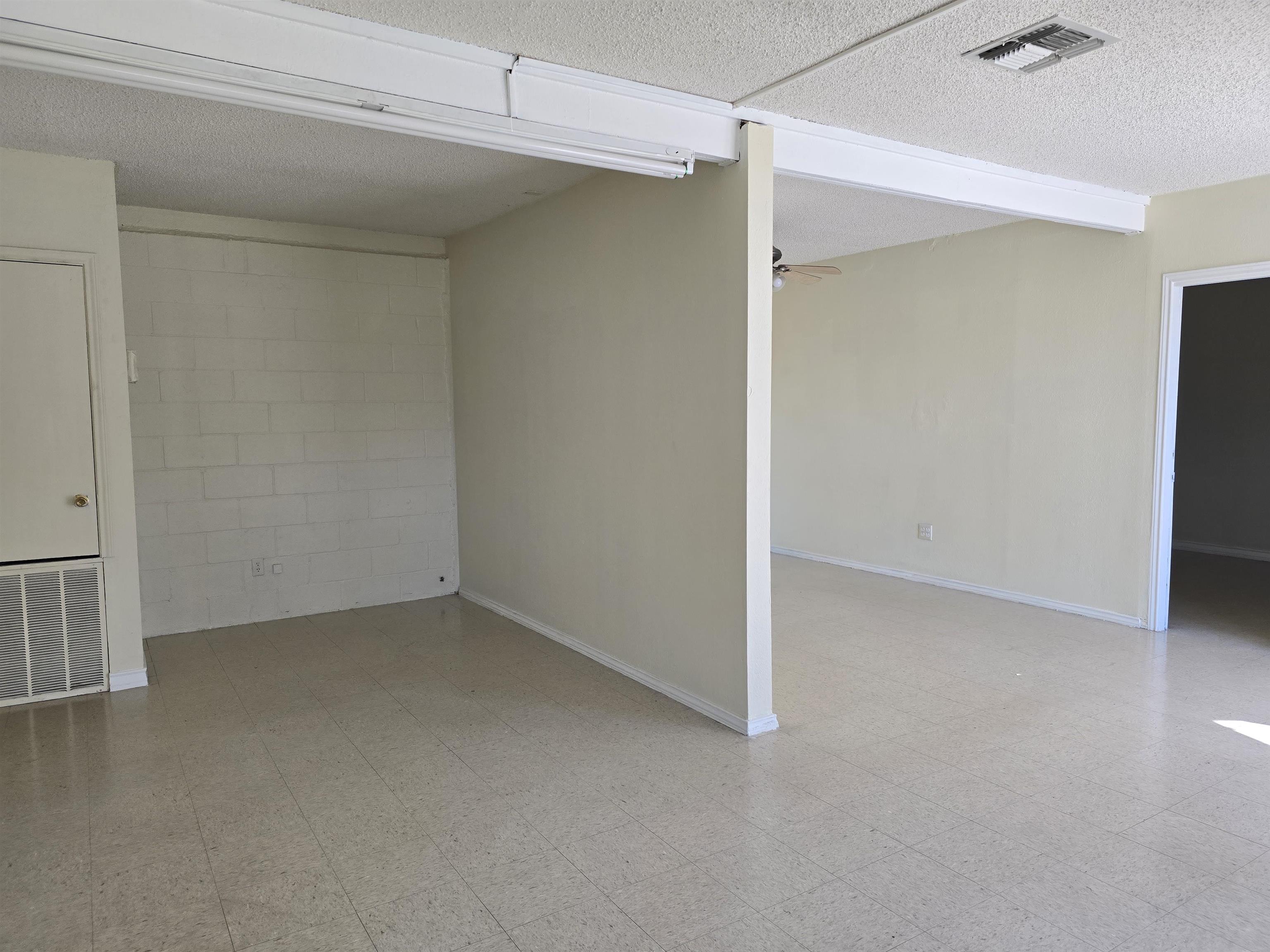 2502 San Bernardo Ave Property Photo 4