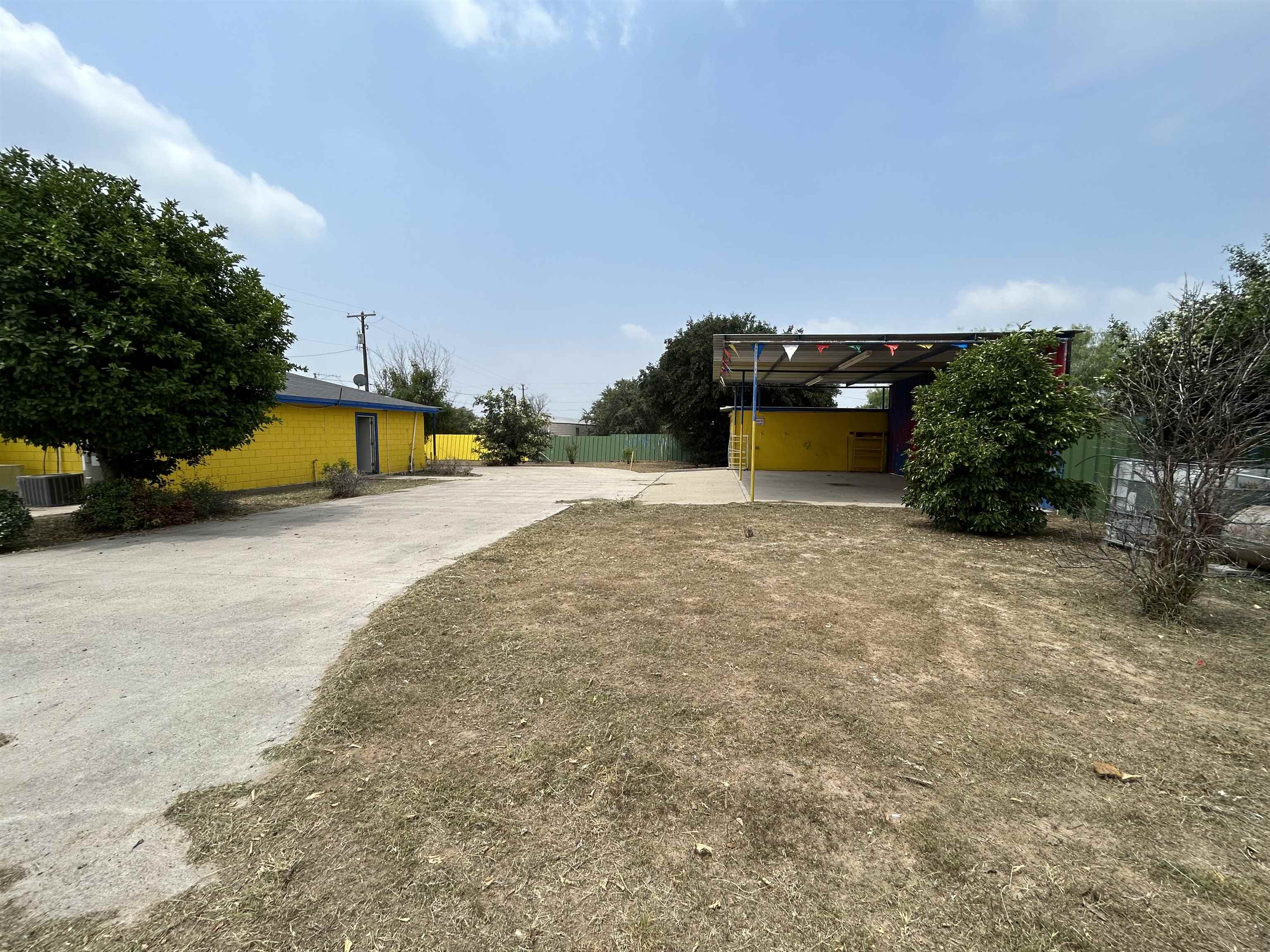 5331 Garry Ln. Property Photo 10