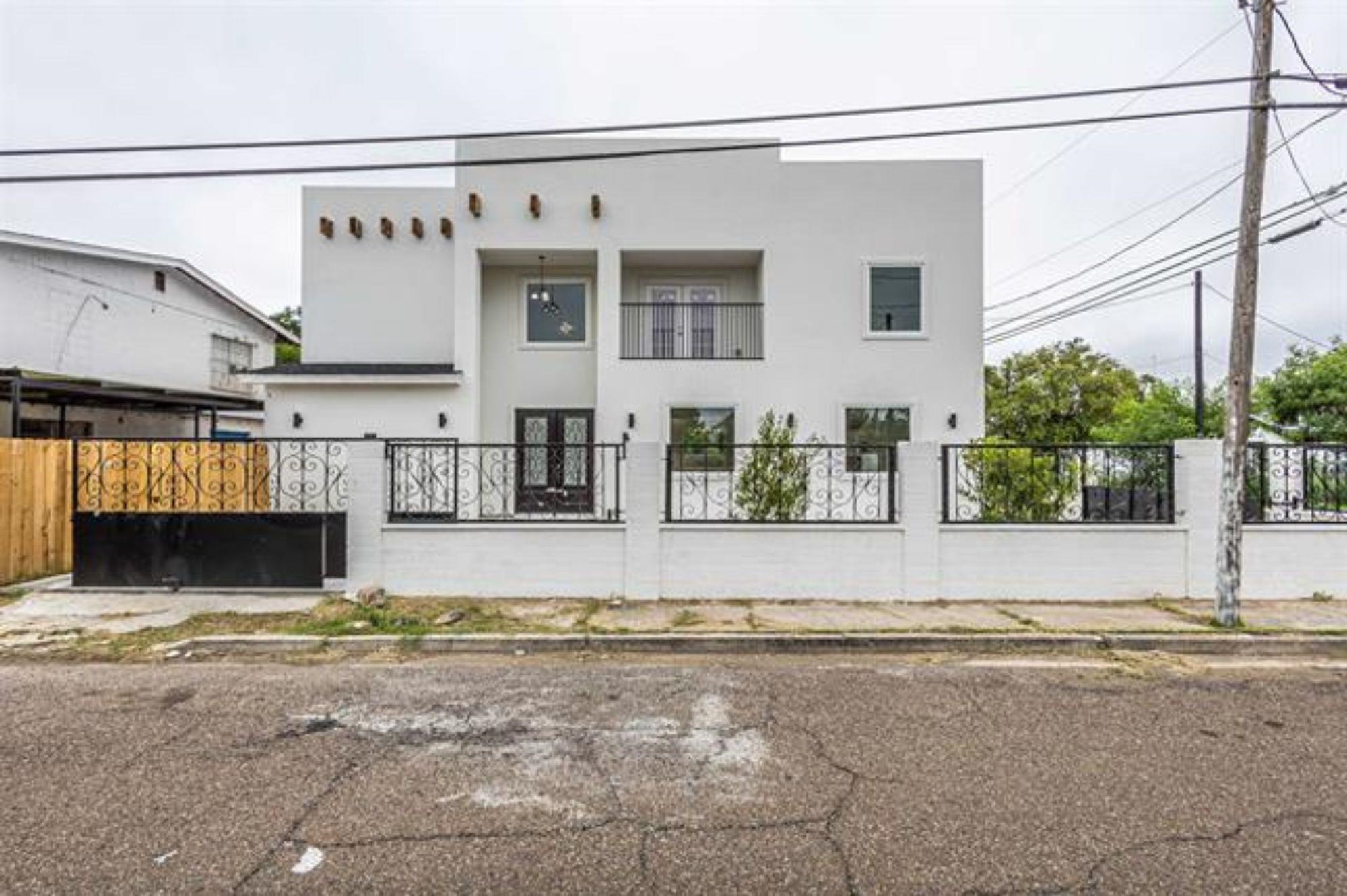 513 Vidaurri Ave Property Photo 1