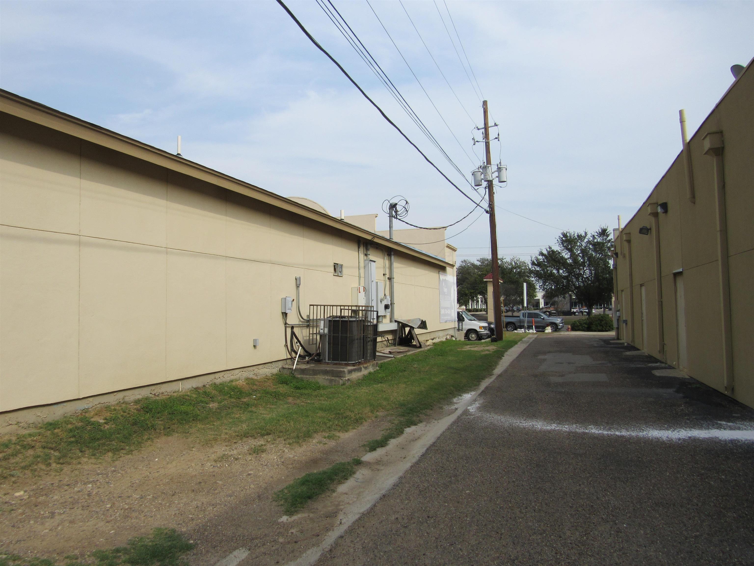 5708 Mcpherson Dr Property Photo 6