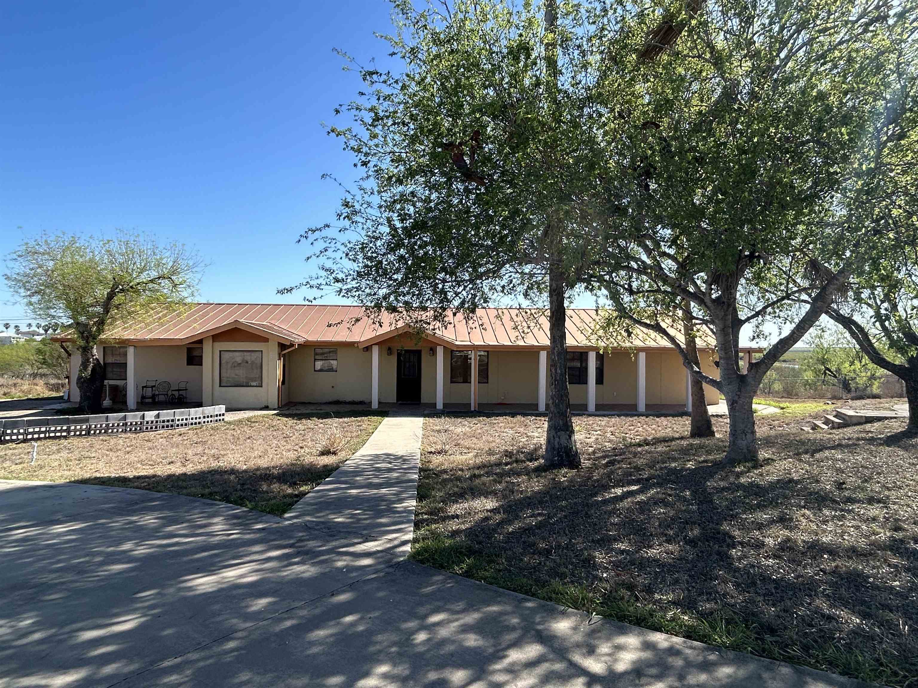 5111 Siesta Ln Property Photo