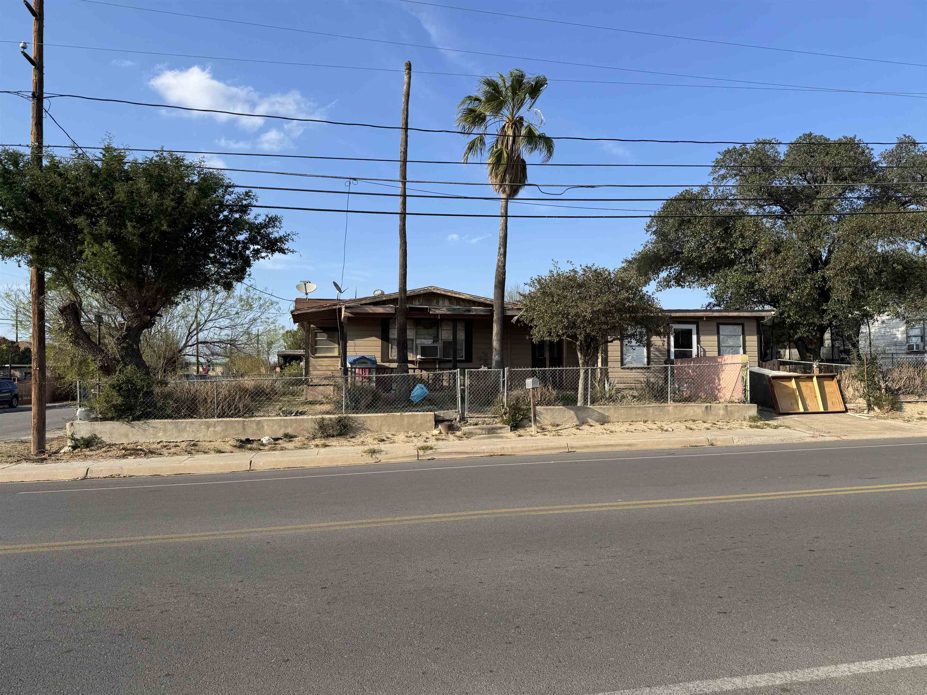 3202 Market St Property Photo 1