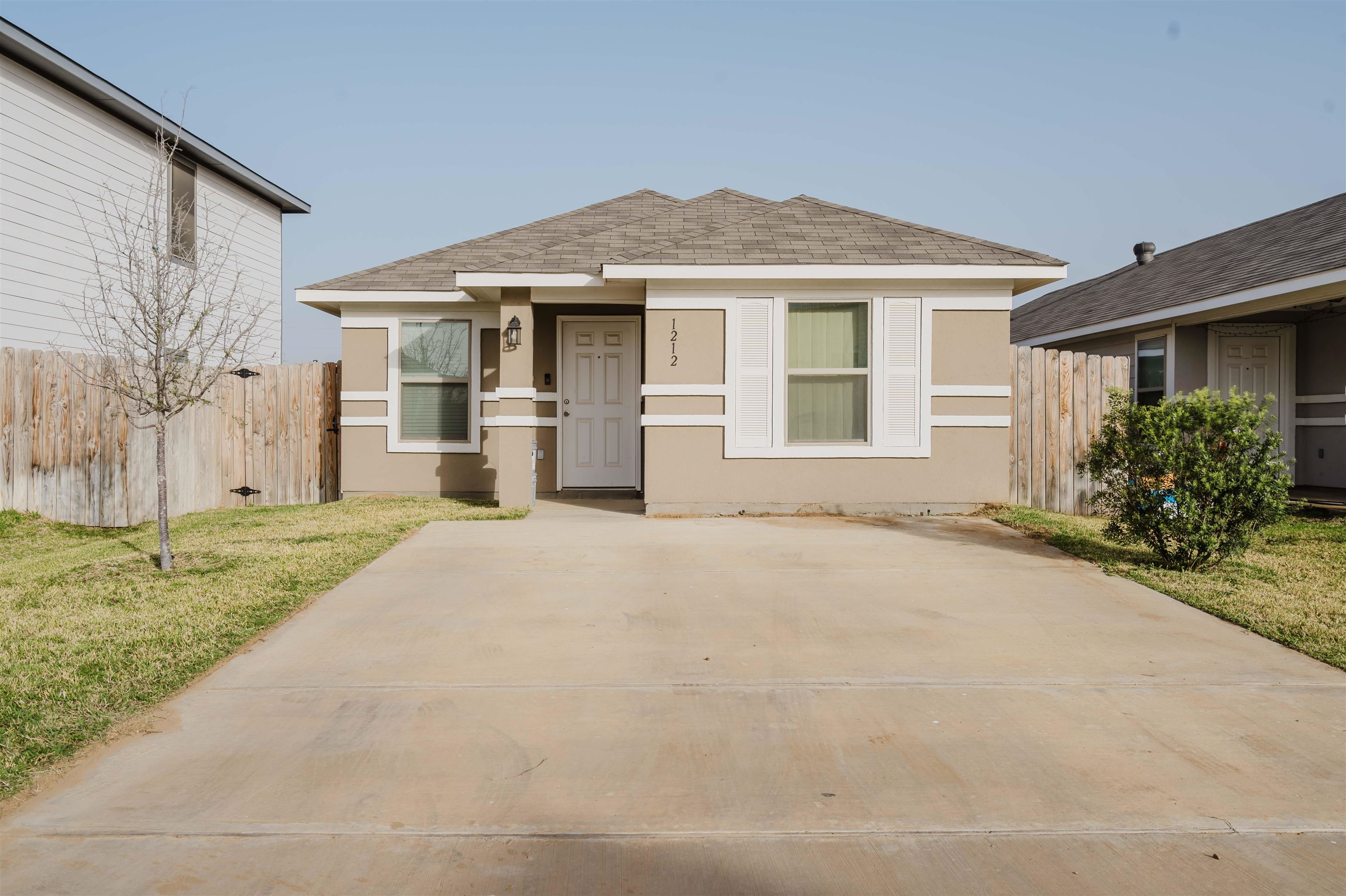1212 Port Texas Dr. Property Photo 1
