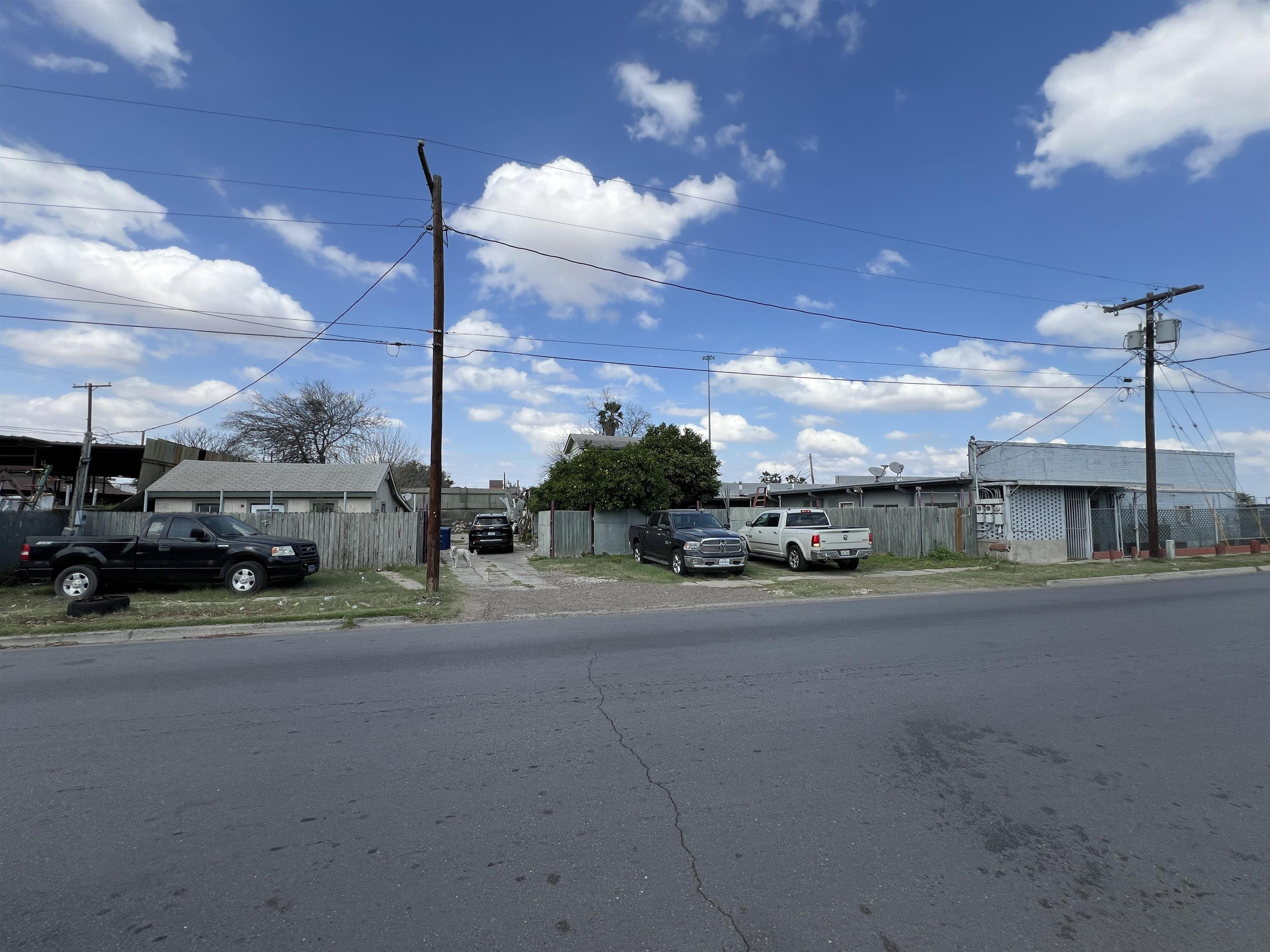 2618 Guatemozin St Property Photo 12