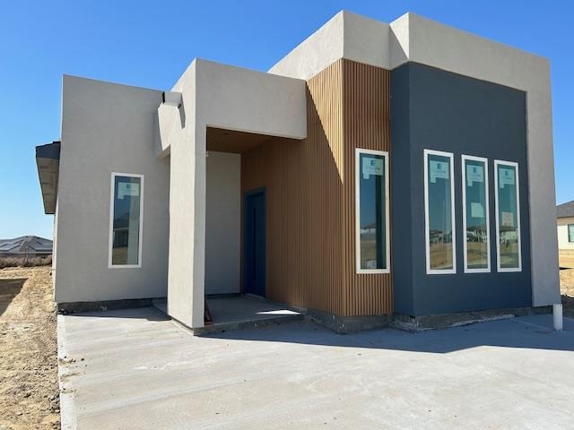 5017 Servando Dr Property Photo