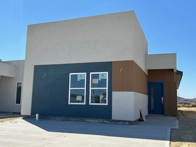 5019 Servando Dr Property Photo