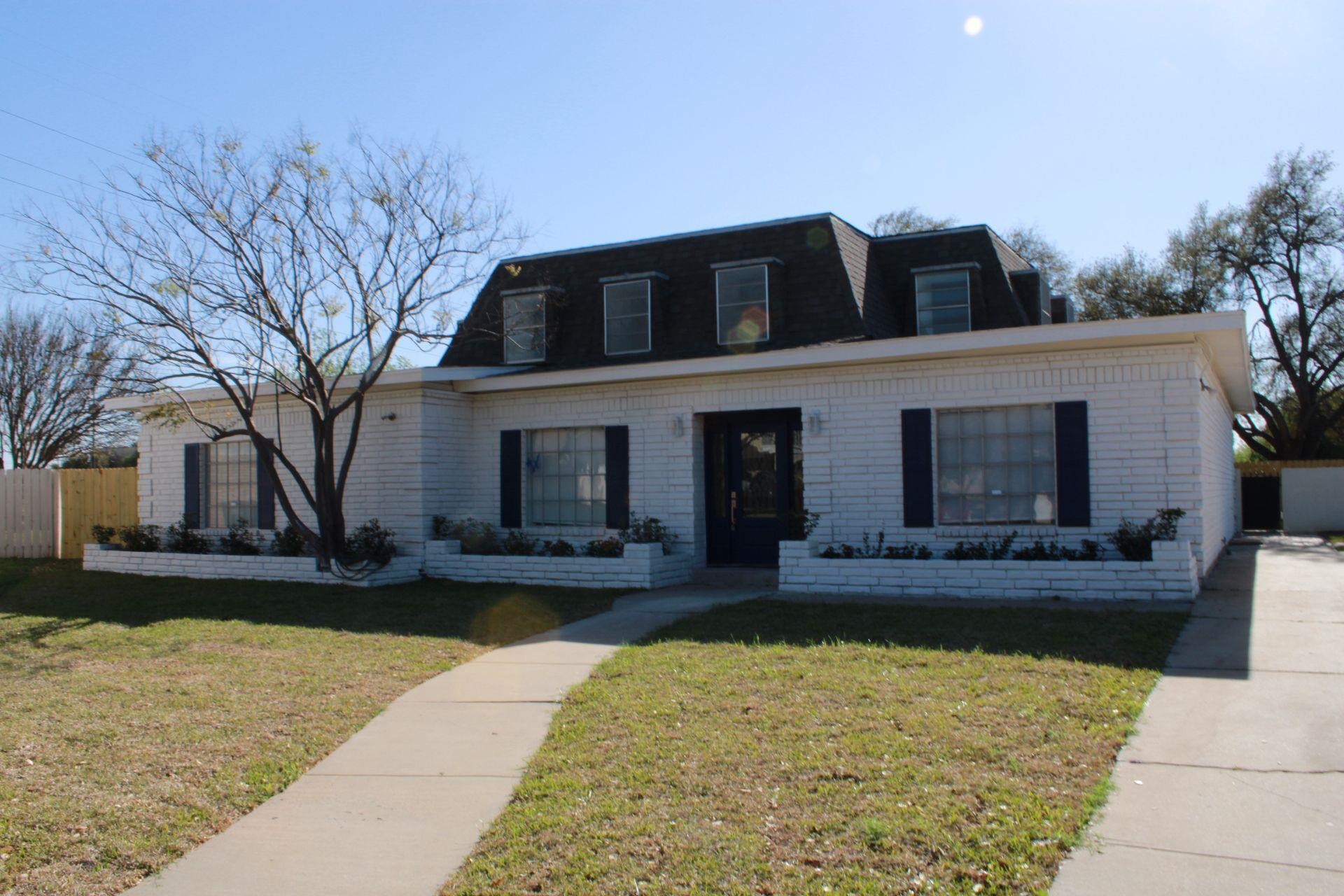 Belmont Plaza Real Estate Listings Main Image
