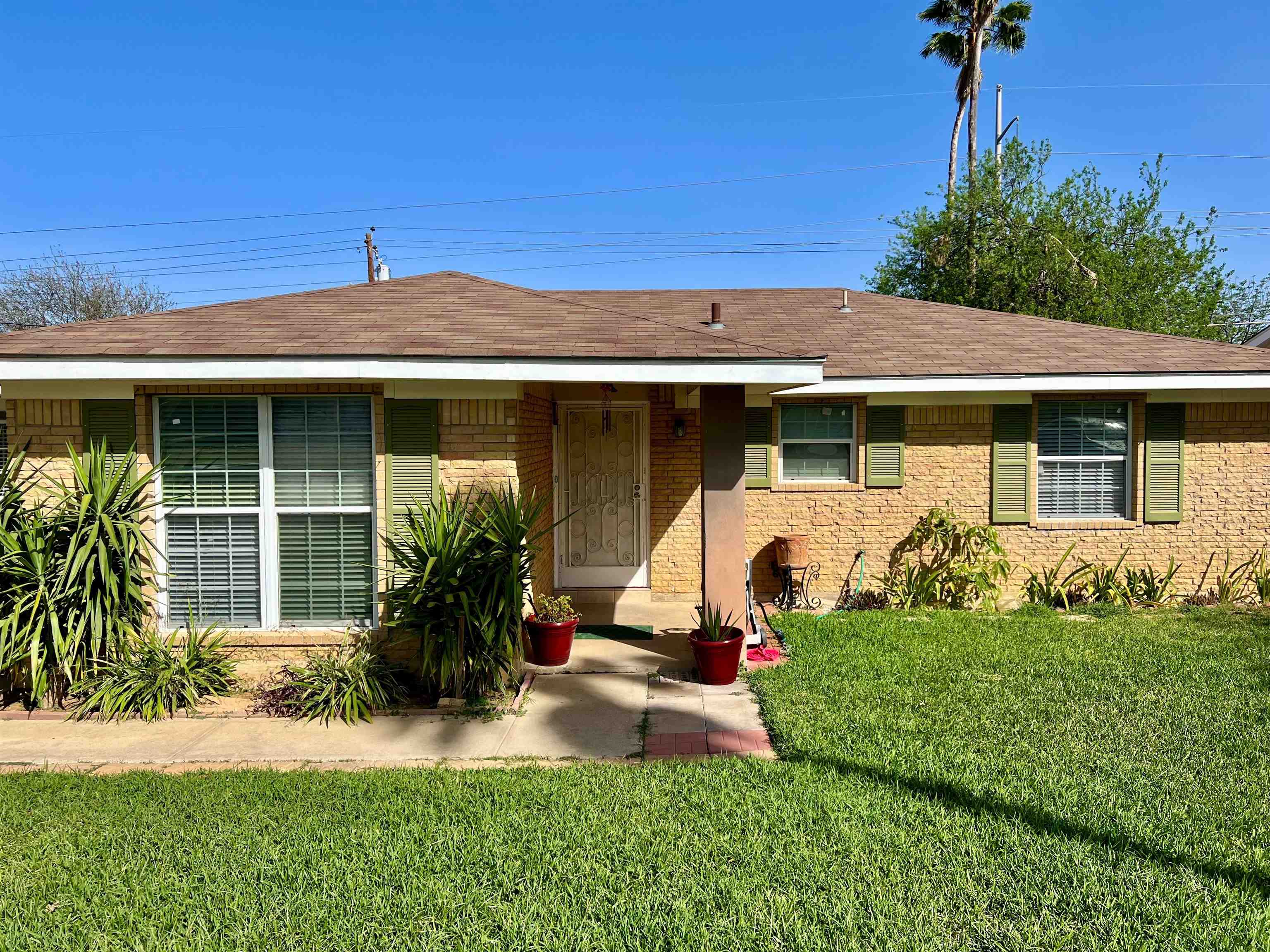 512 Idylwood Ln Property Photo 3