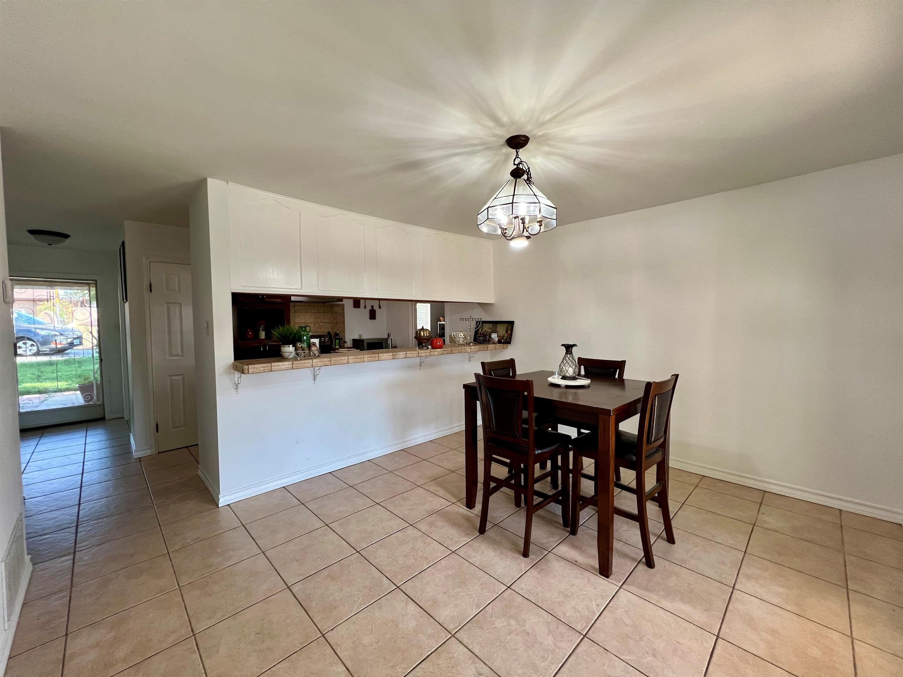 512 Idylwood Ln Property Photo 11