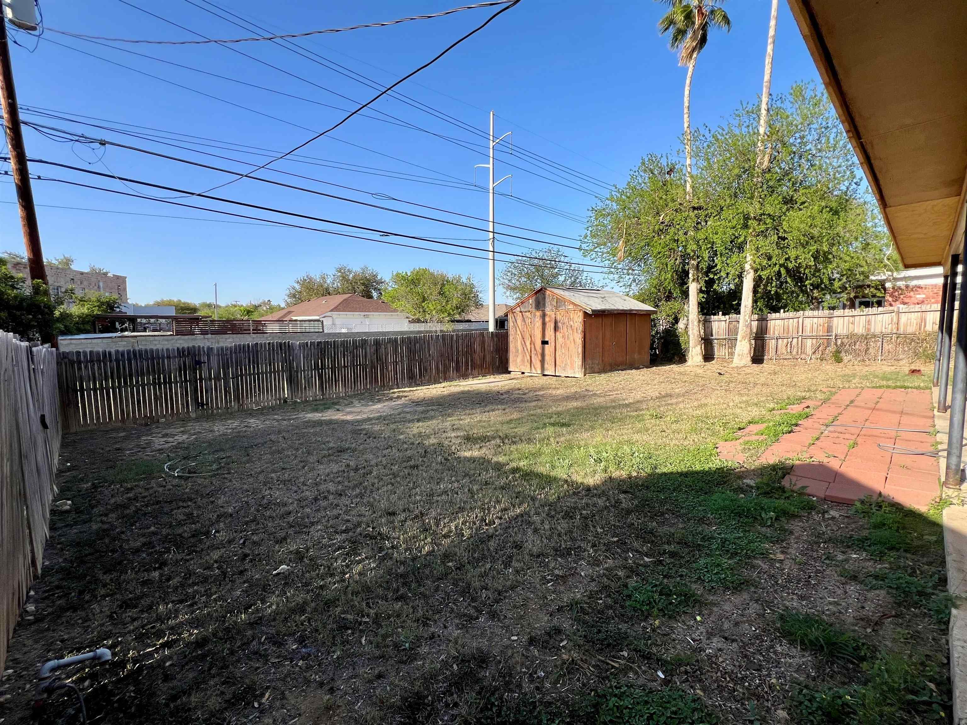 512 Idylwood Ln Property Photo 25