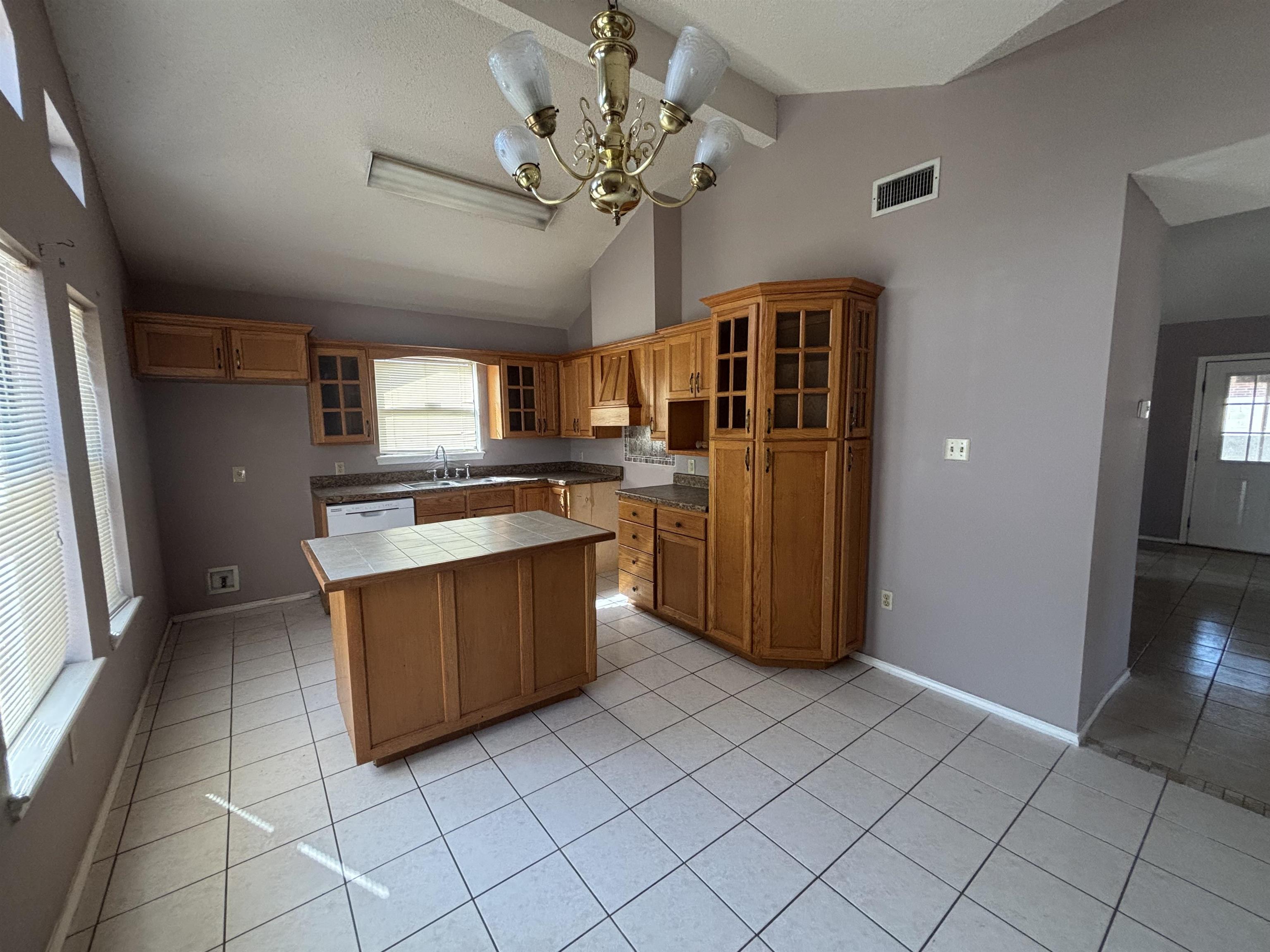 4304 Centennial Ct Property Photo 5