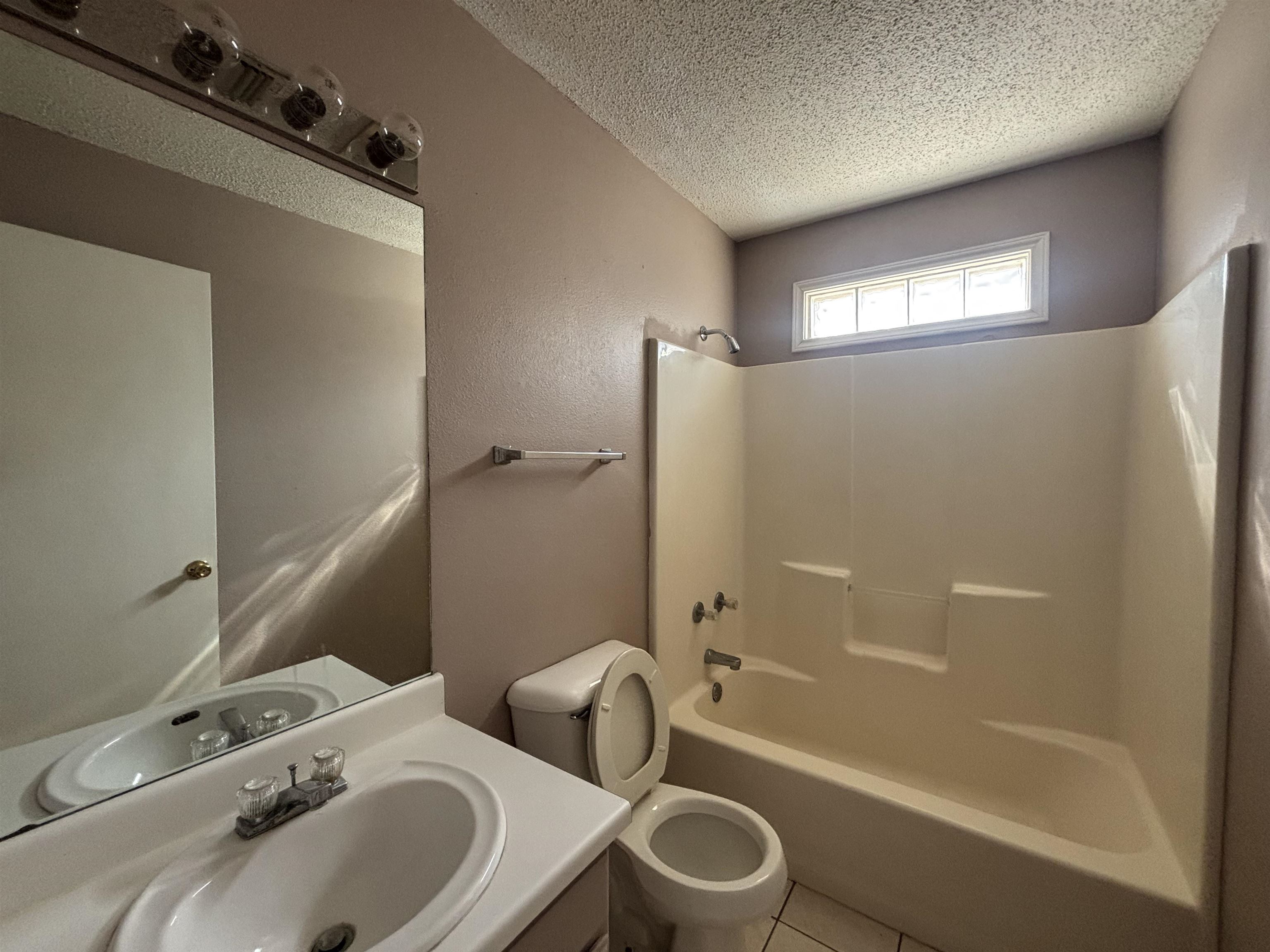 4304 Centennial Ct Property Photo 16