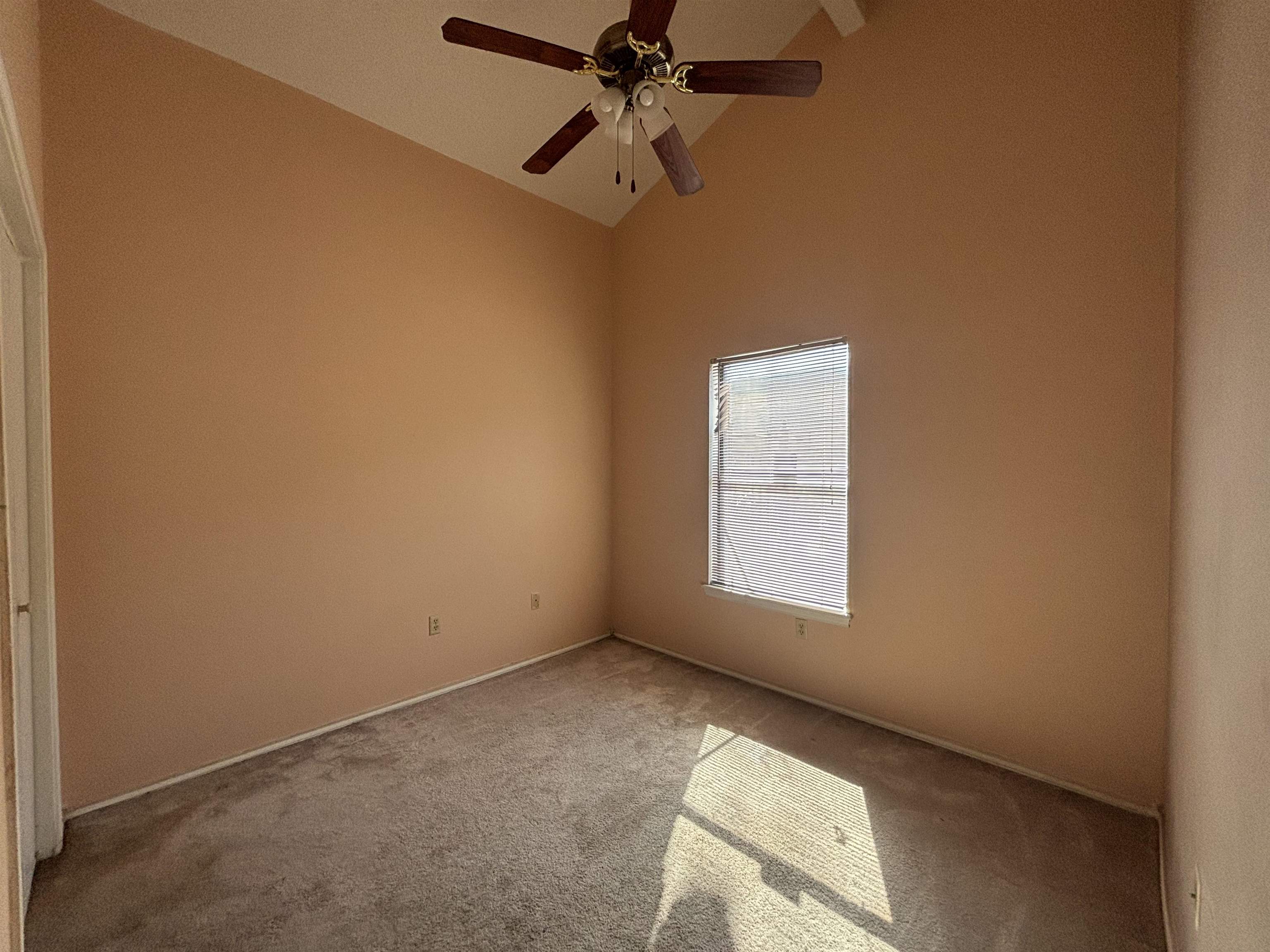 4304 Centennial Ct Property Photo 17