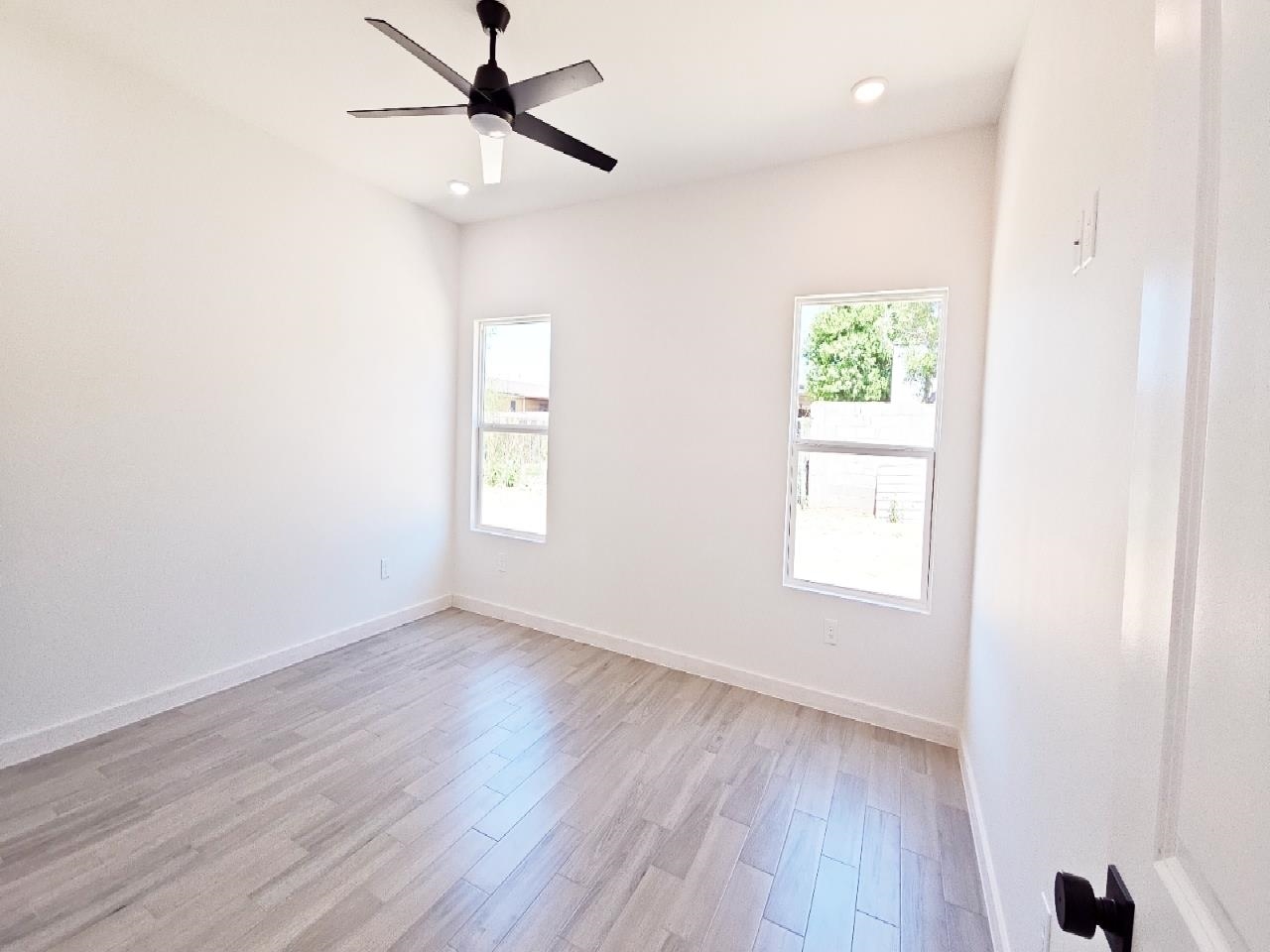 5010 Cherimoya Ln. Property Photo 6