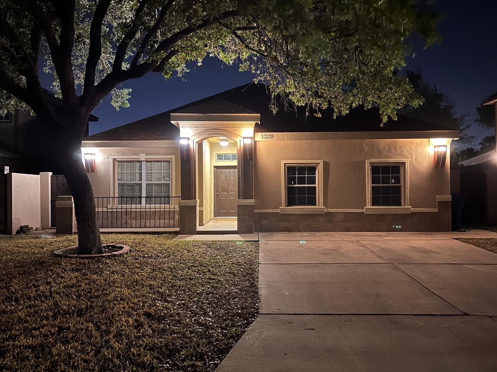 1228 Longhorn Dr