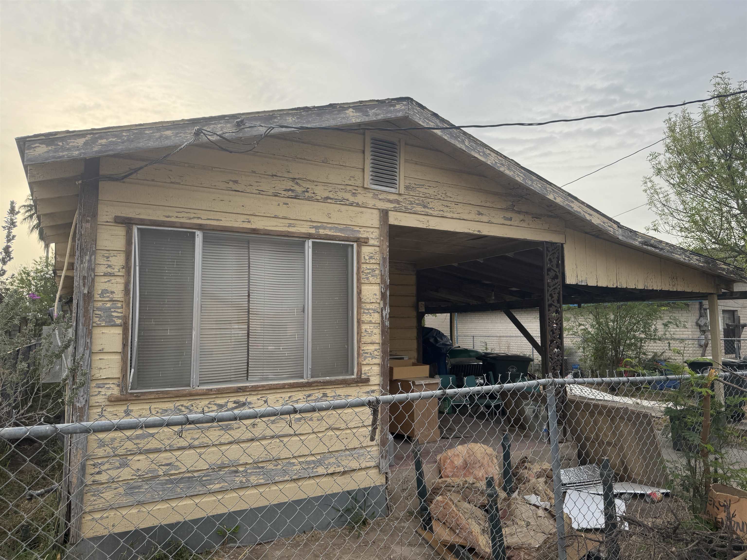 3107 Convent Ave Property Photo