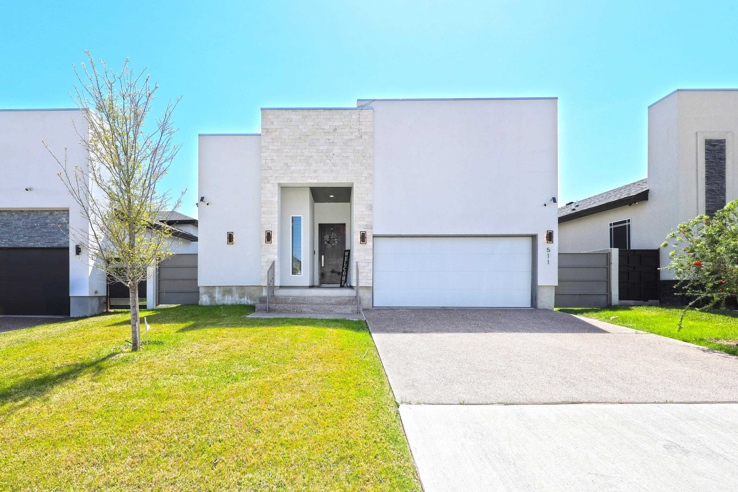 511 Prado Dr Property Photo 4