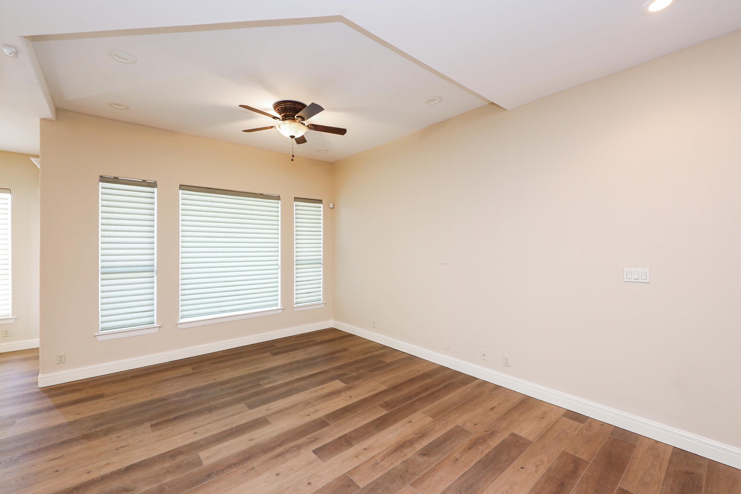 7205 Lake Victoria Rd Property Photo 6