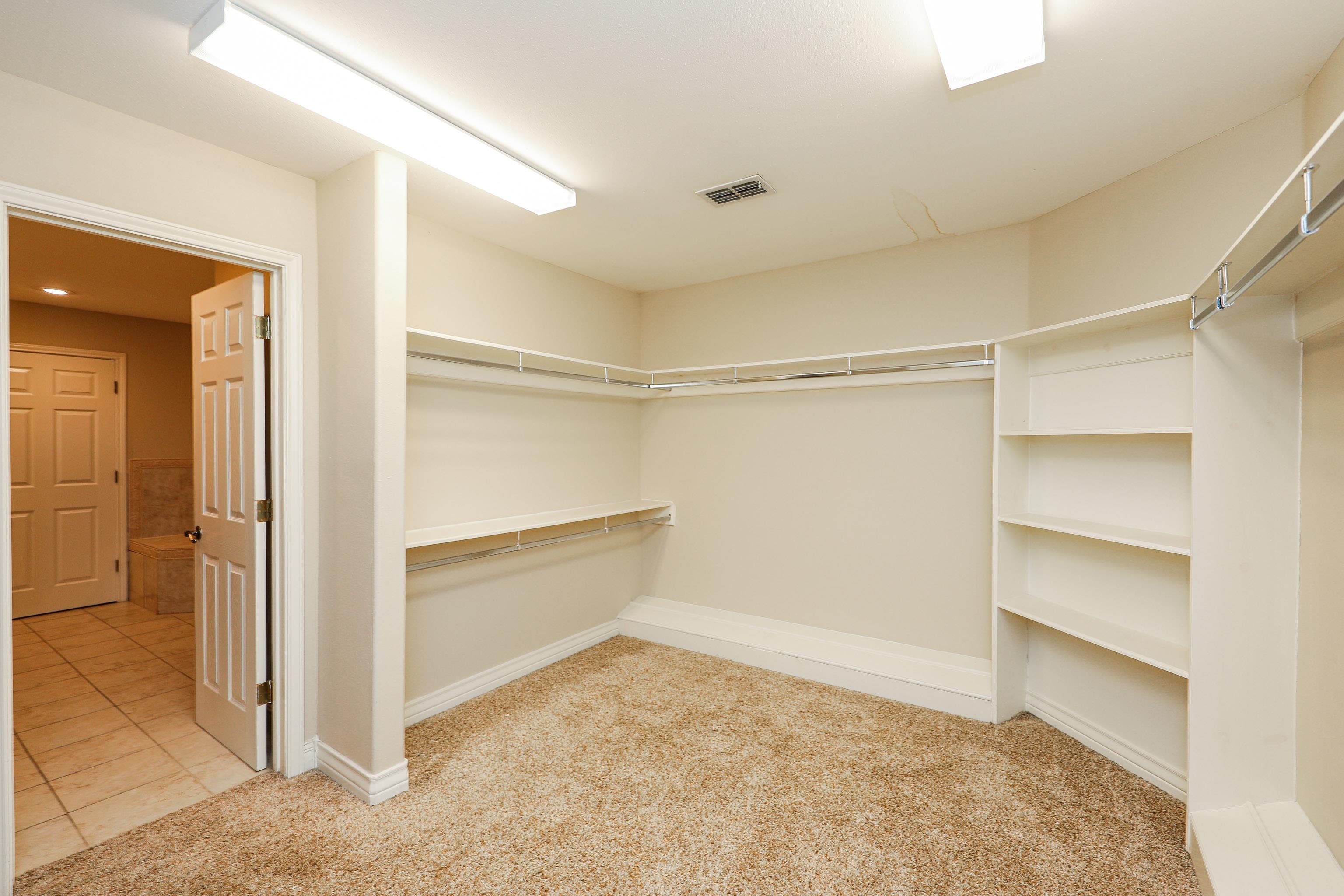 7205 Lake Victoria Rd Property Photo 24
