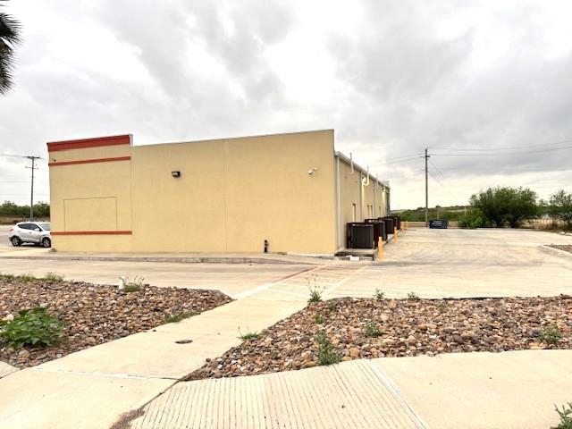 5600 S Us Highway 83 Property Photo 5