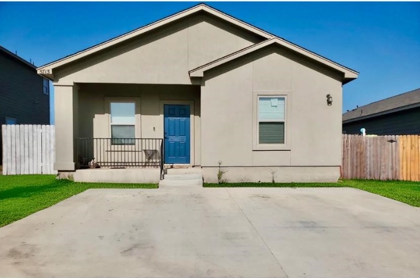 5713 St. Sebastian Ln. Property Photo