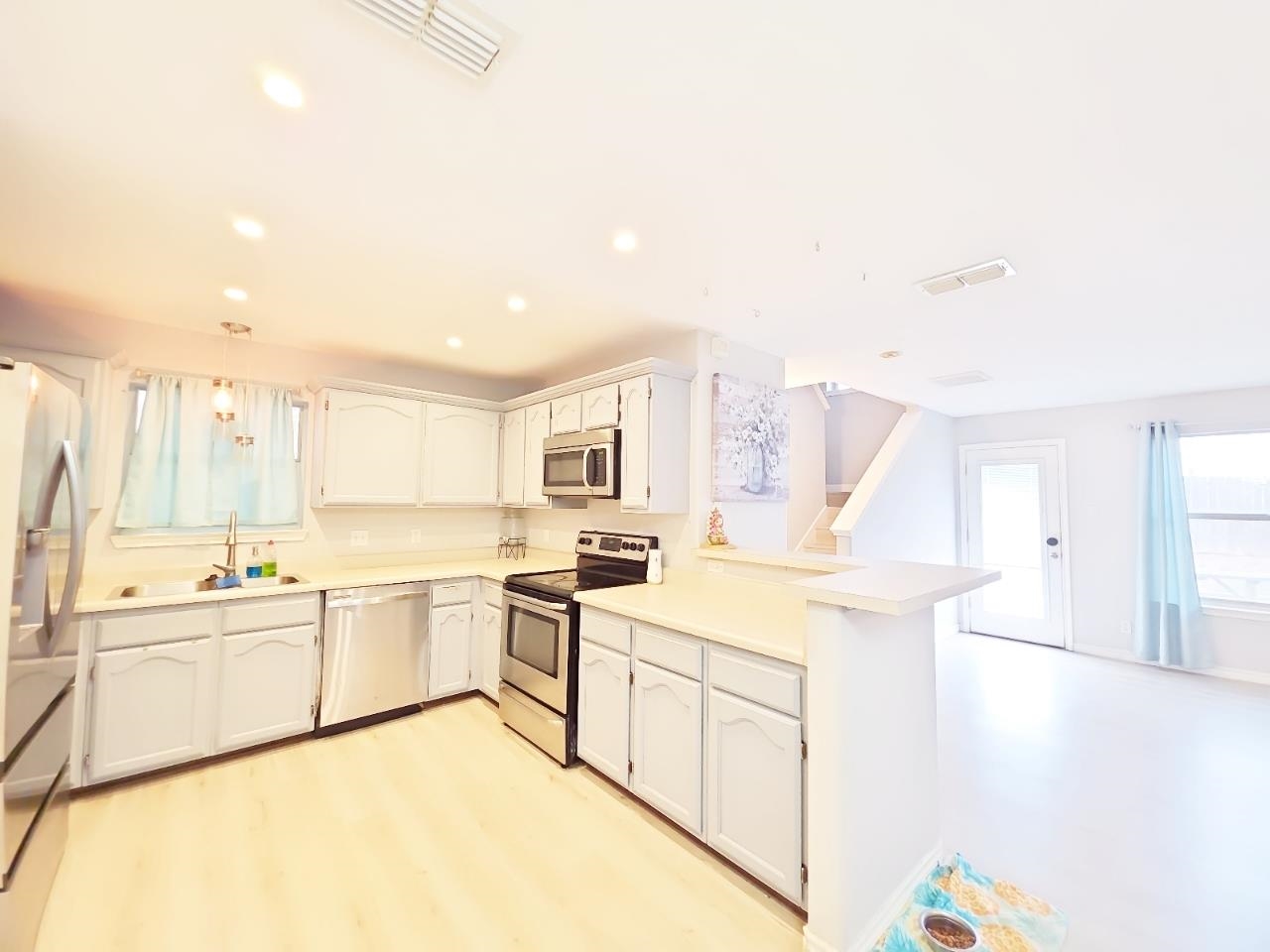 17539 Rock Port Rd Property Photo 6