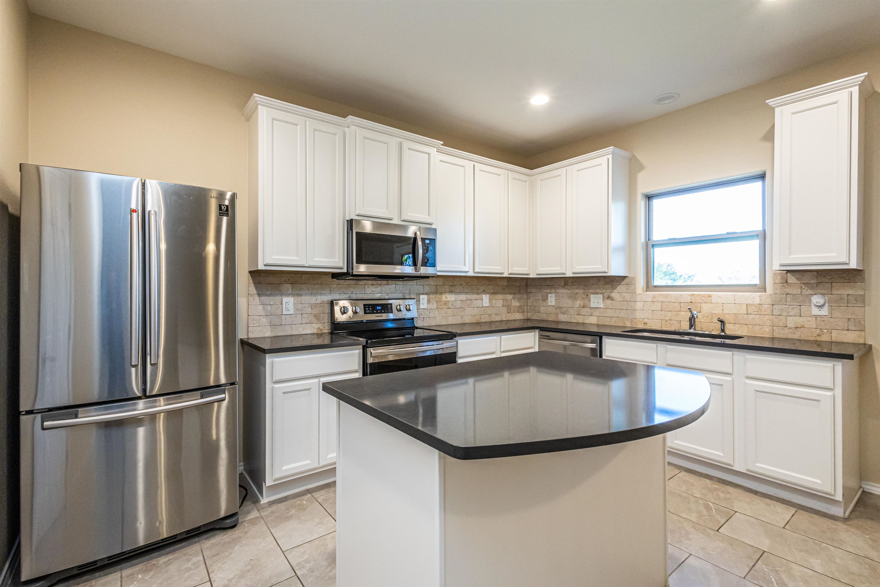 8713 Owlcreek Pass Ct Property Photo 8