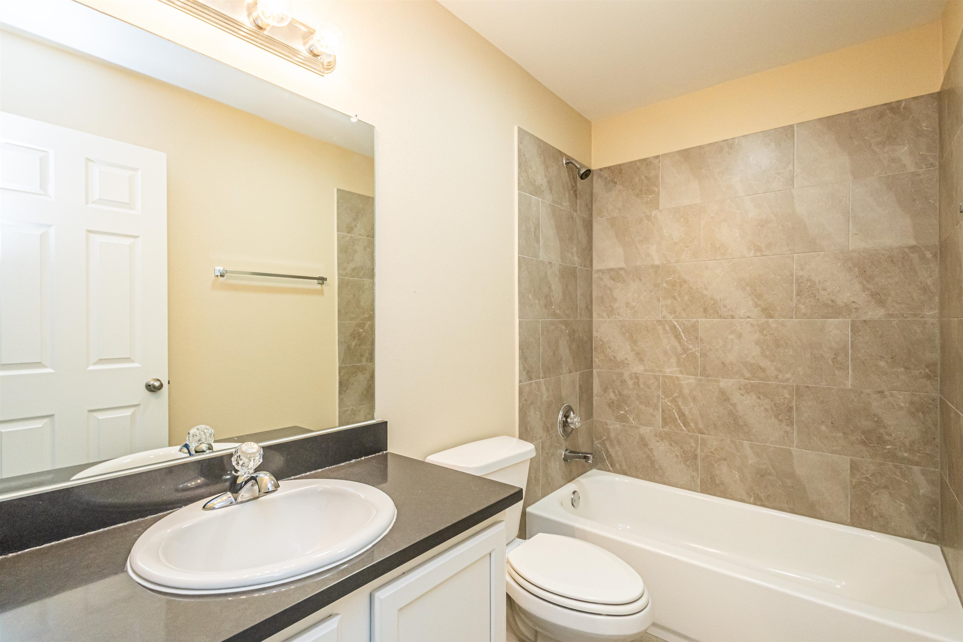 8713 Owlcreek Pass Ct Property Photo 12