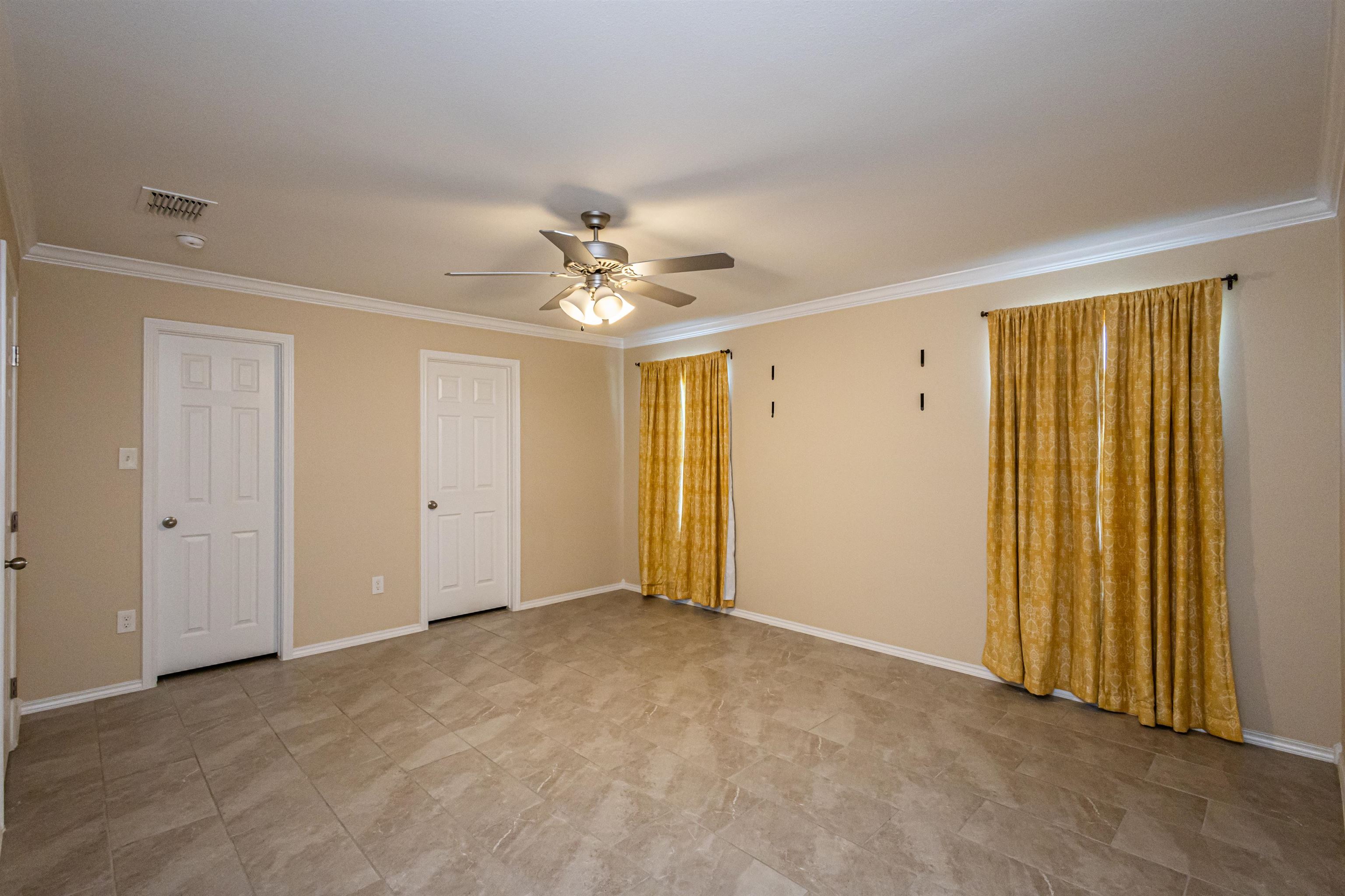 8713 Owlcreek Pass Ct Property Photo 18