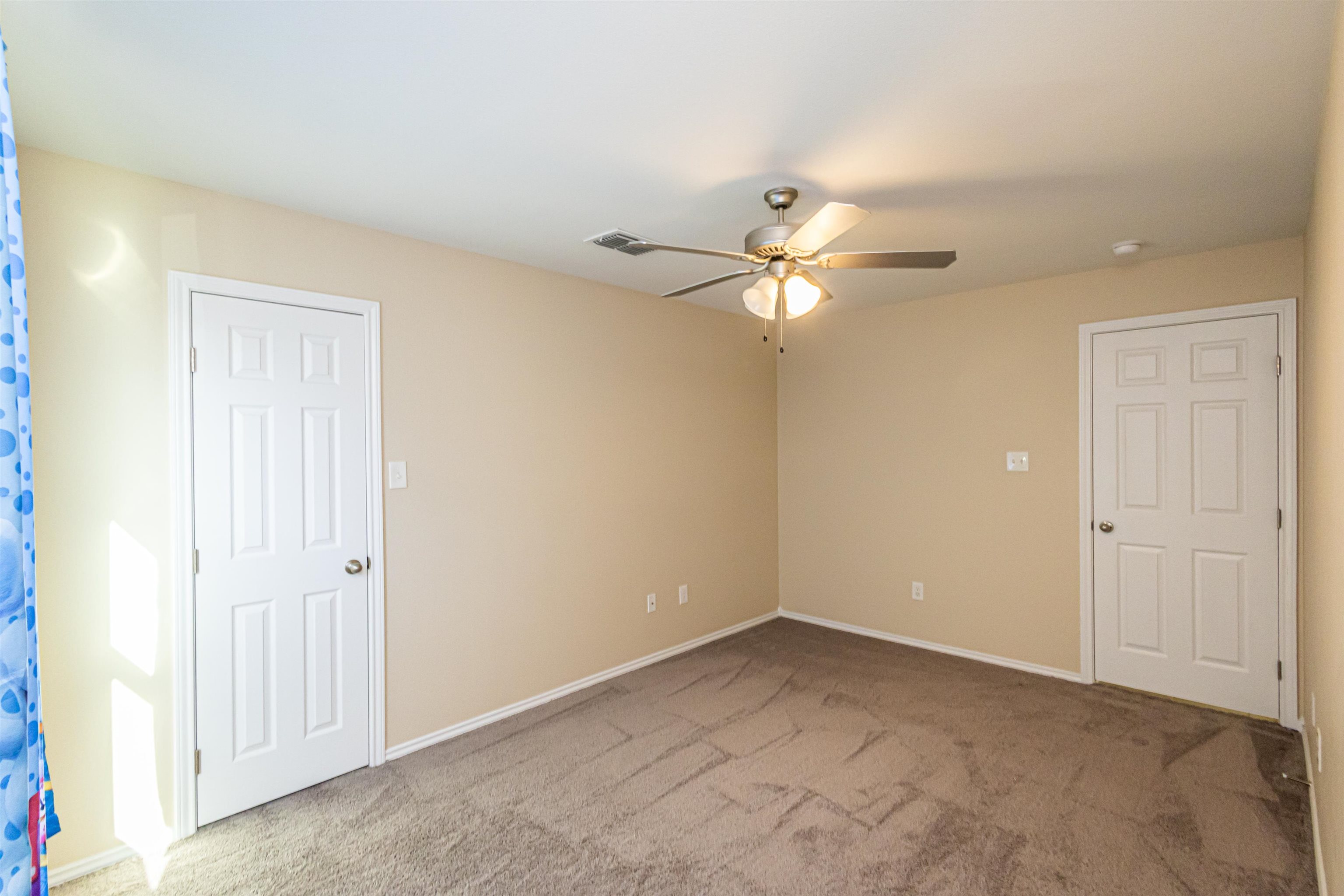 8713 Owlcreek Pass Ct Property Photo 23