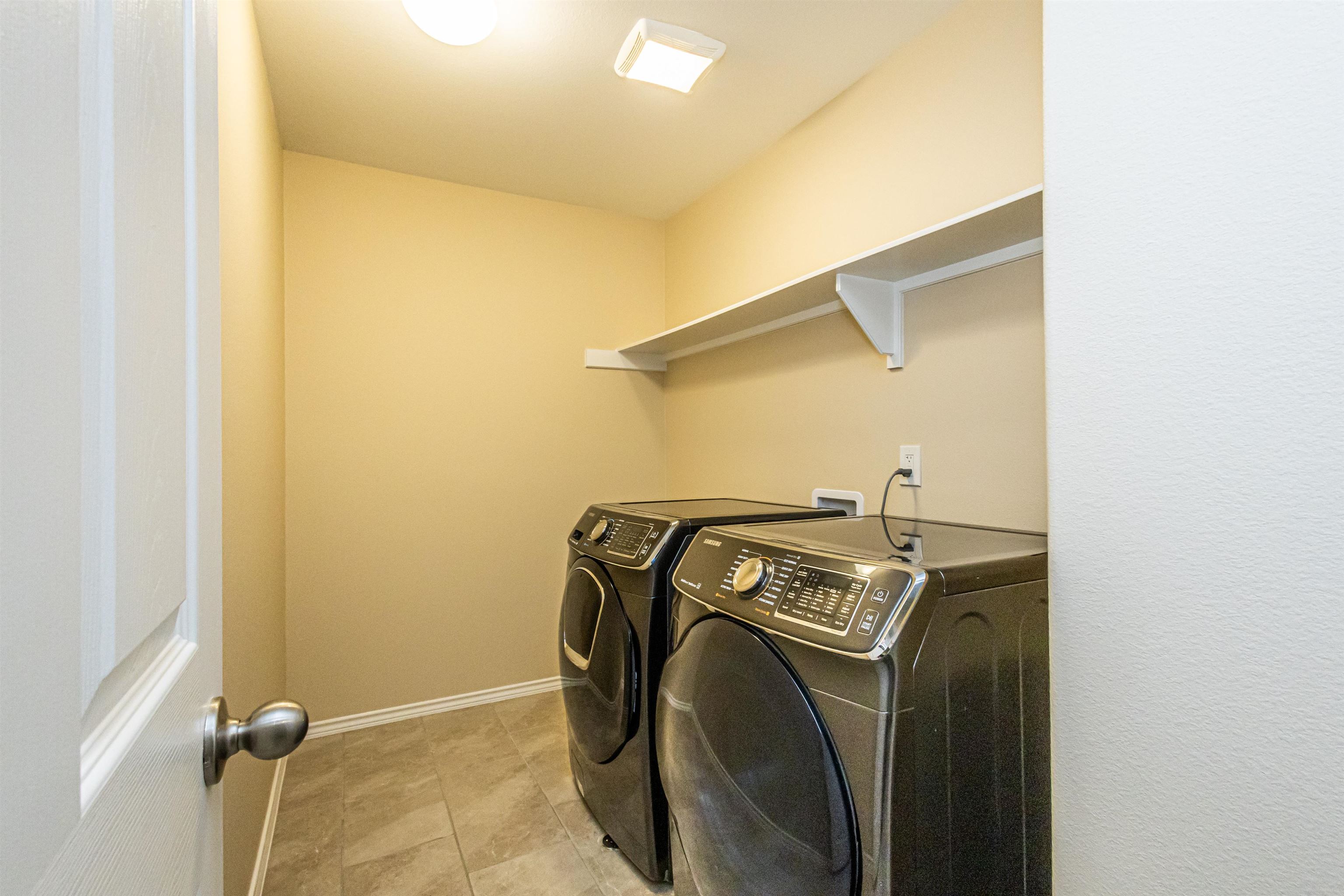 8713 Owlcreek Pass Ct Property Photo 24