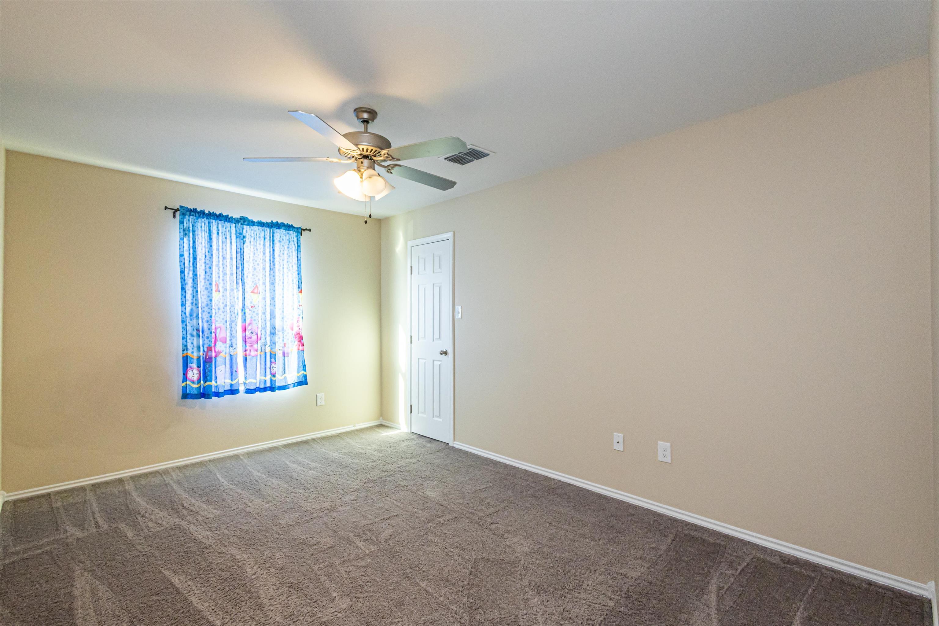 8713 Owlcreek Pass Ct Property Photo 25