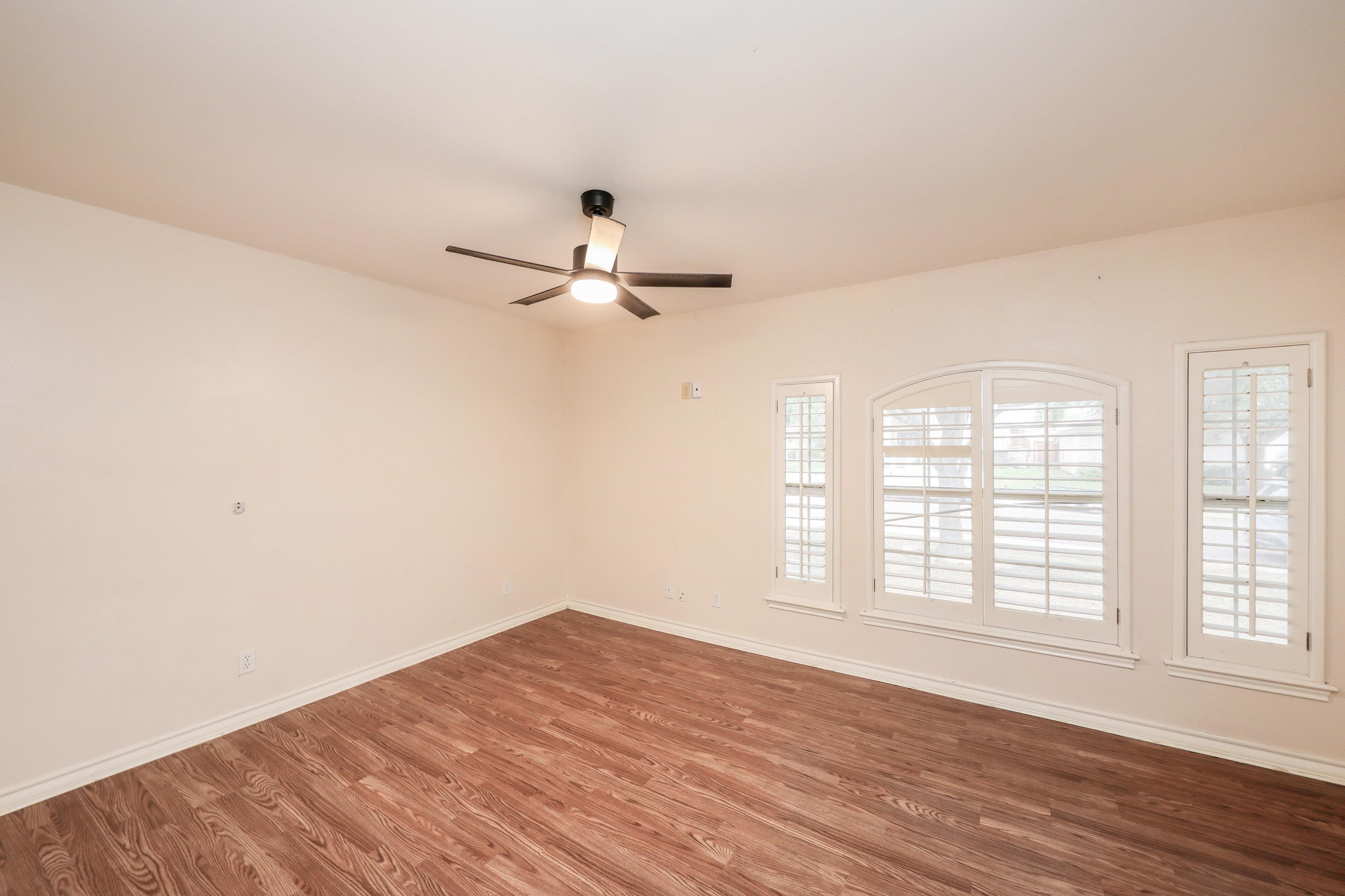 1901 Lemonwood Dr Property Photo 28