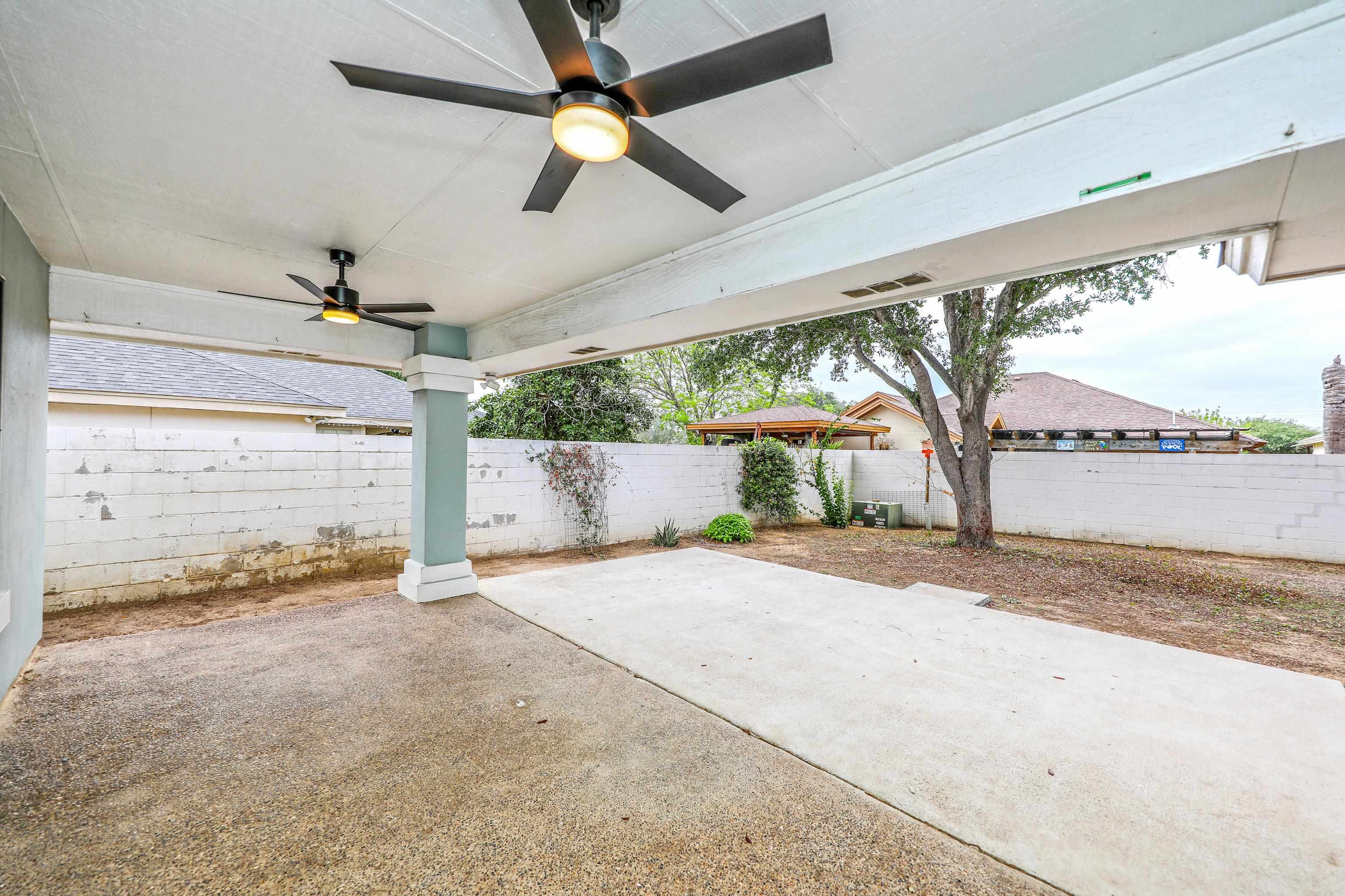 1901 Lemonwood Dr Property Photo 34