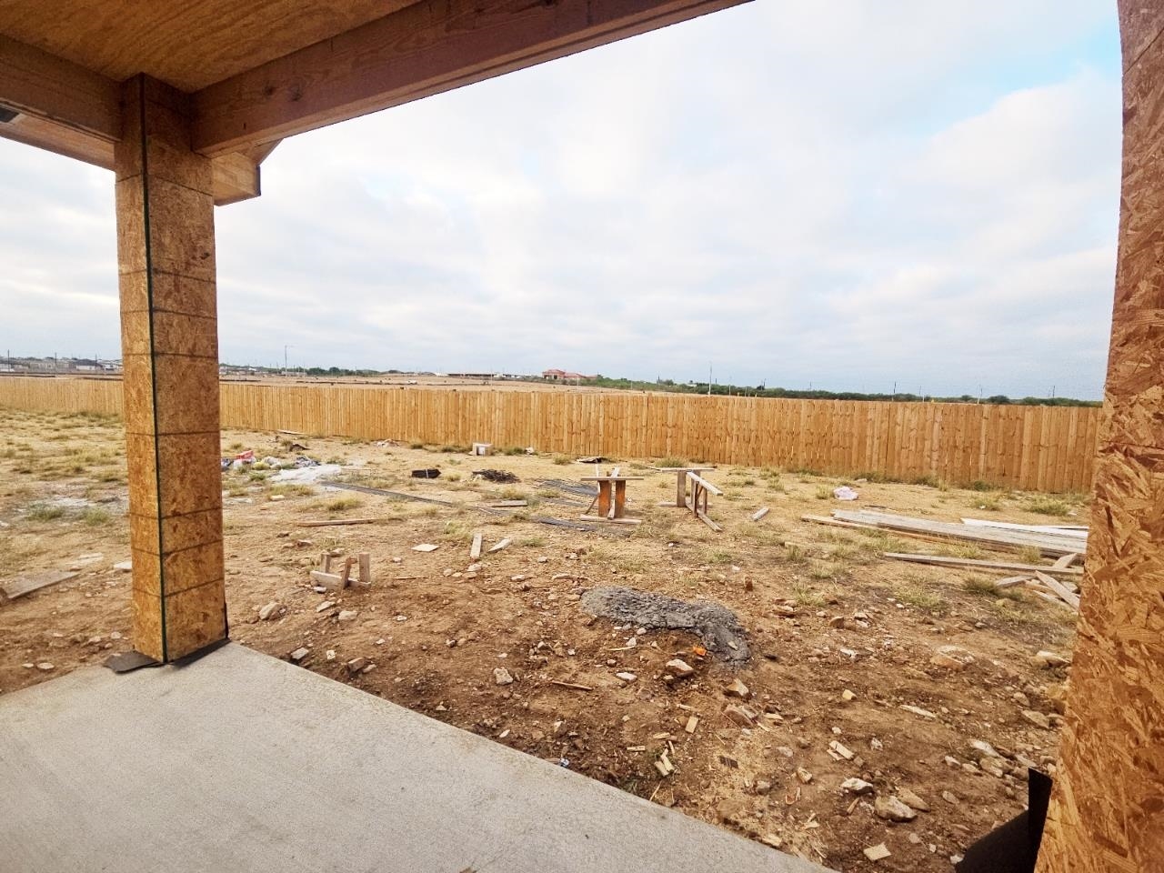 217 Lusitano Dr. Property Photo 10