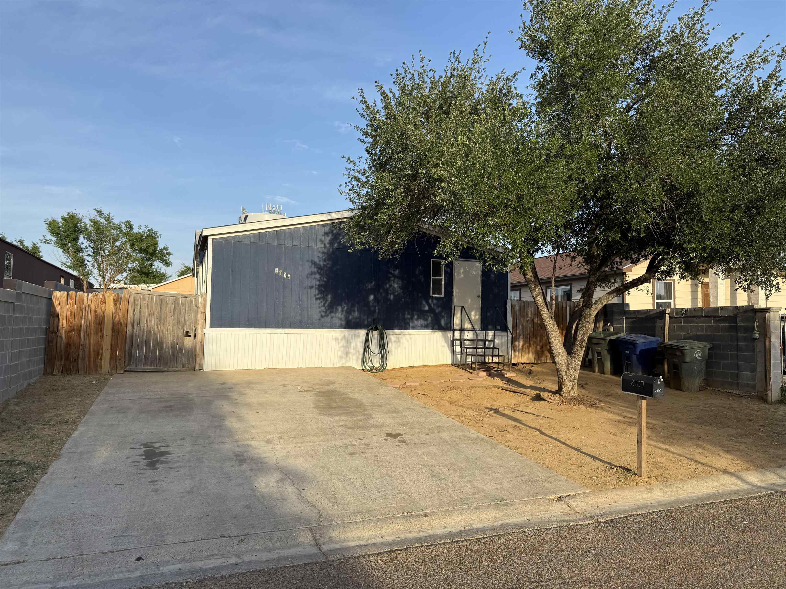 2107 Culiacan Dr Property Photo 1