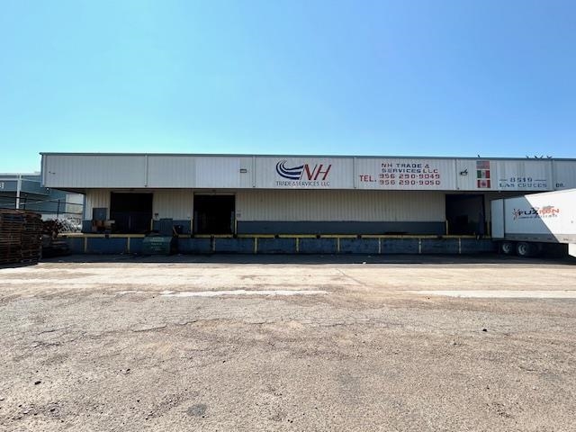 8519 Las Cruces Dr Property Photo 3