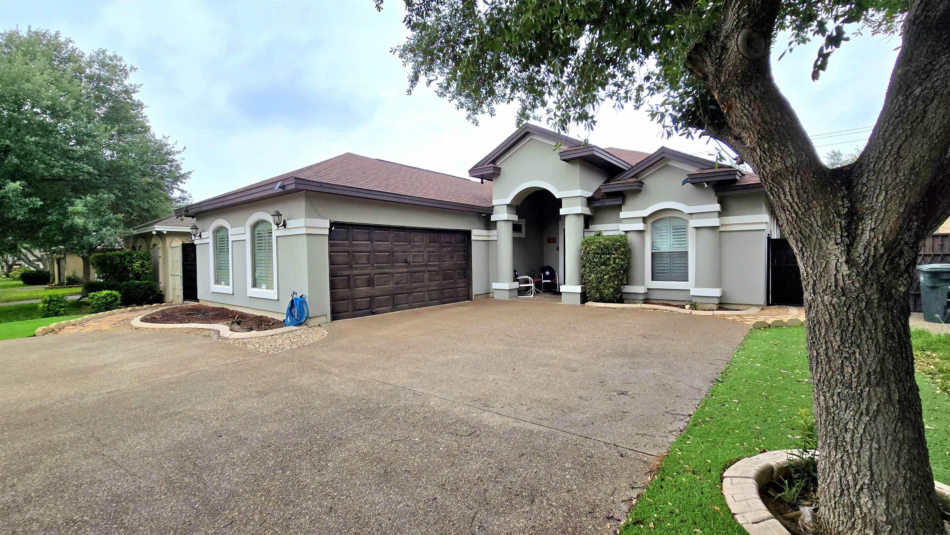 2060 Lima Lp Property Photo 4