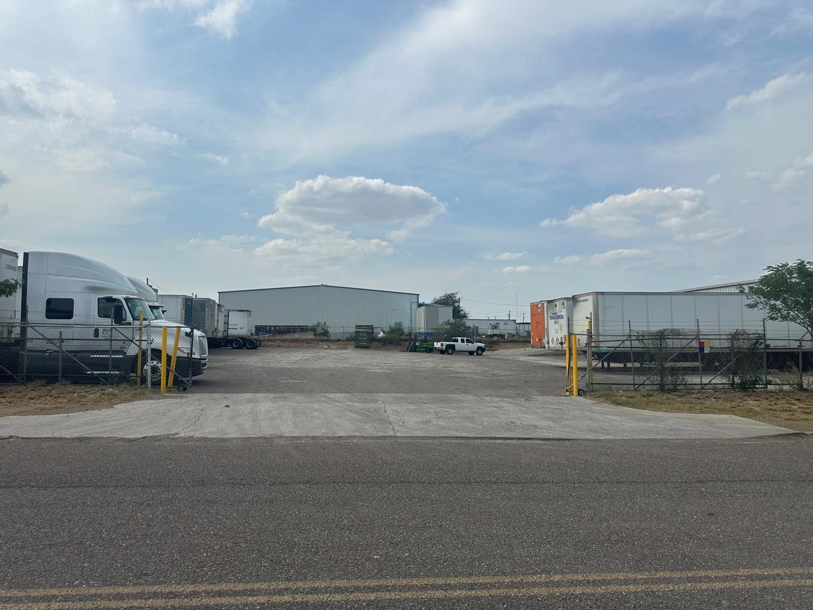 14202 Business Ave Property Photo 27