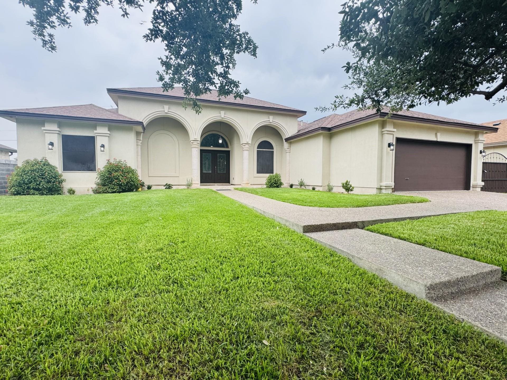 7622 R.w. Emerson Lp Property Photo 1