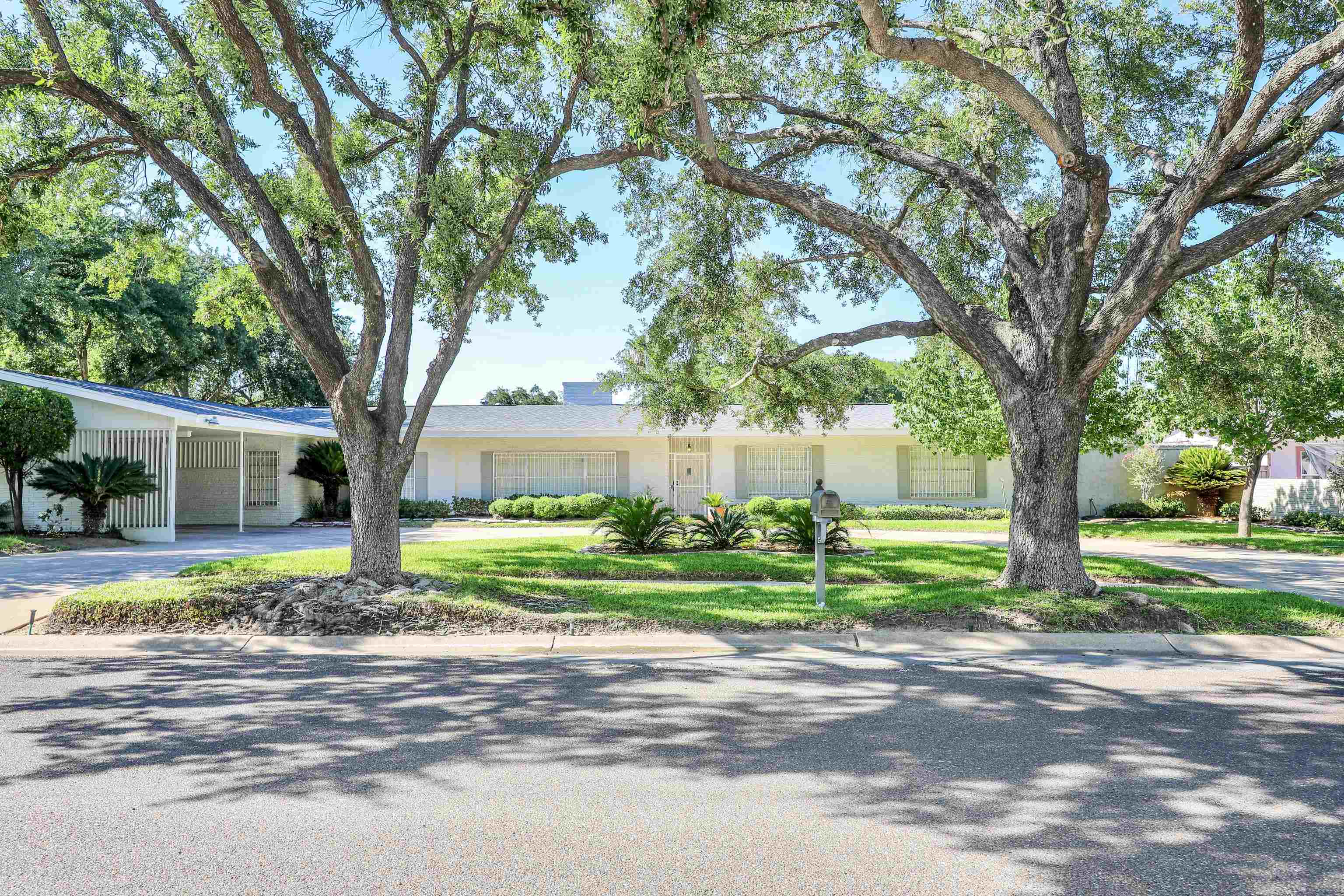 2702 Musser St Property Photo 1