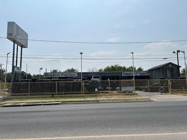 802 Callaghan St Property Photo 1