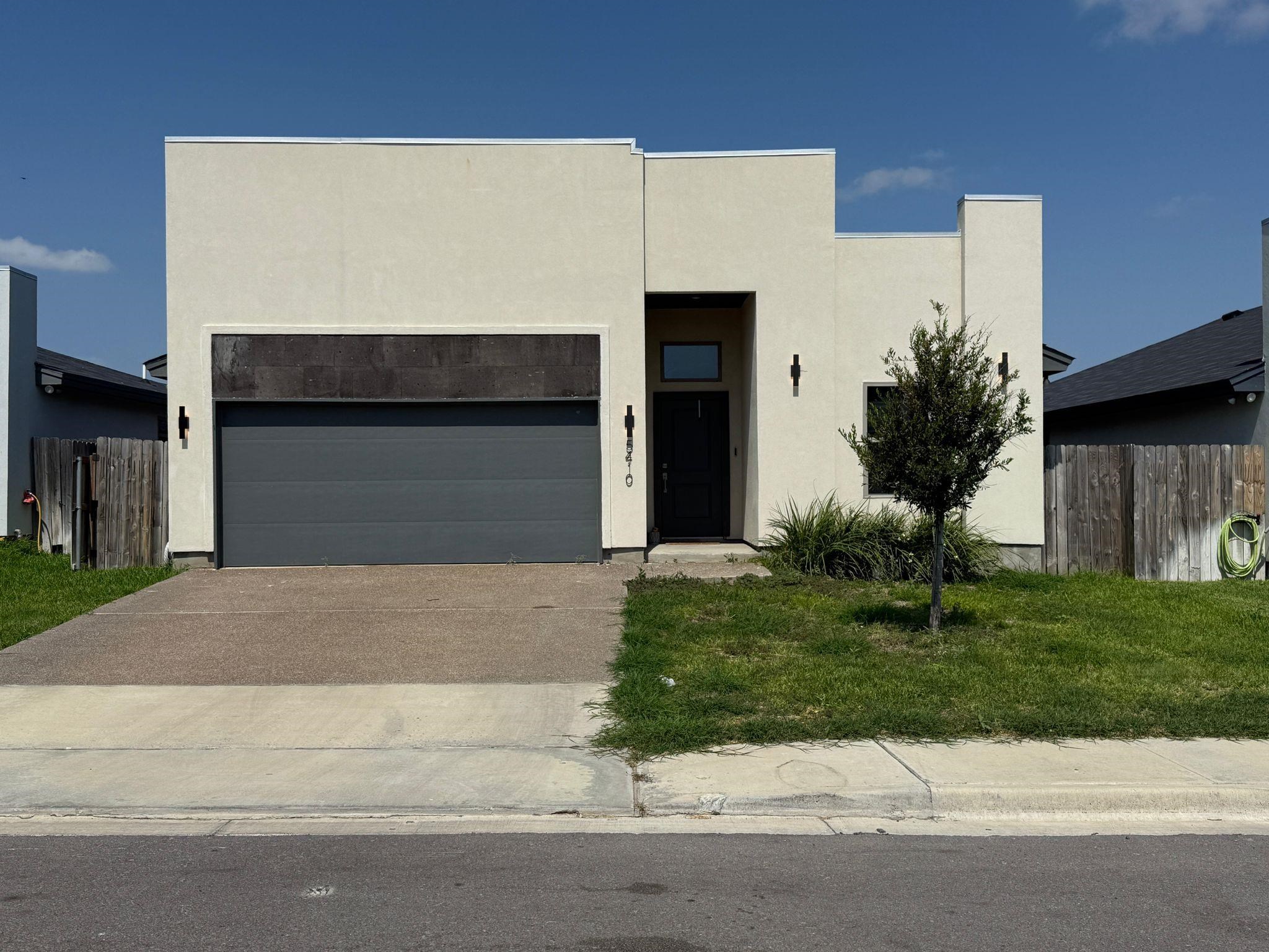 5410 Travesia Ct. Property Photo 1