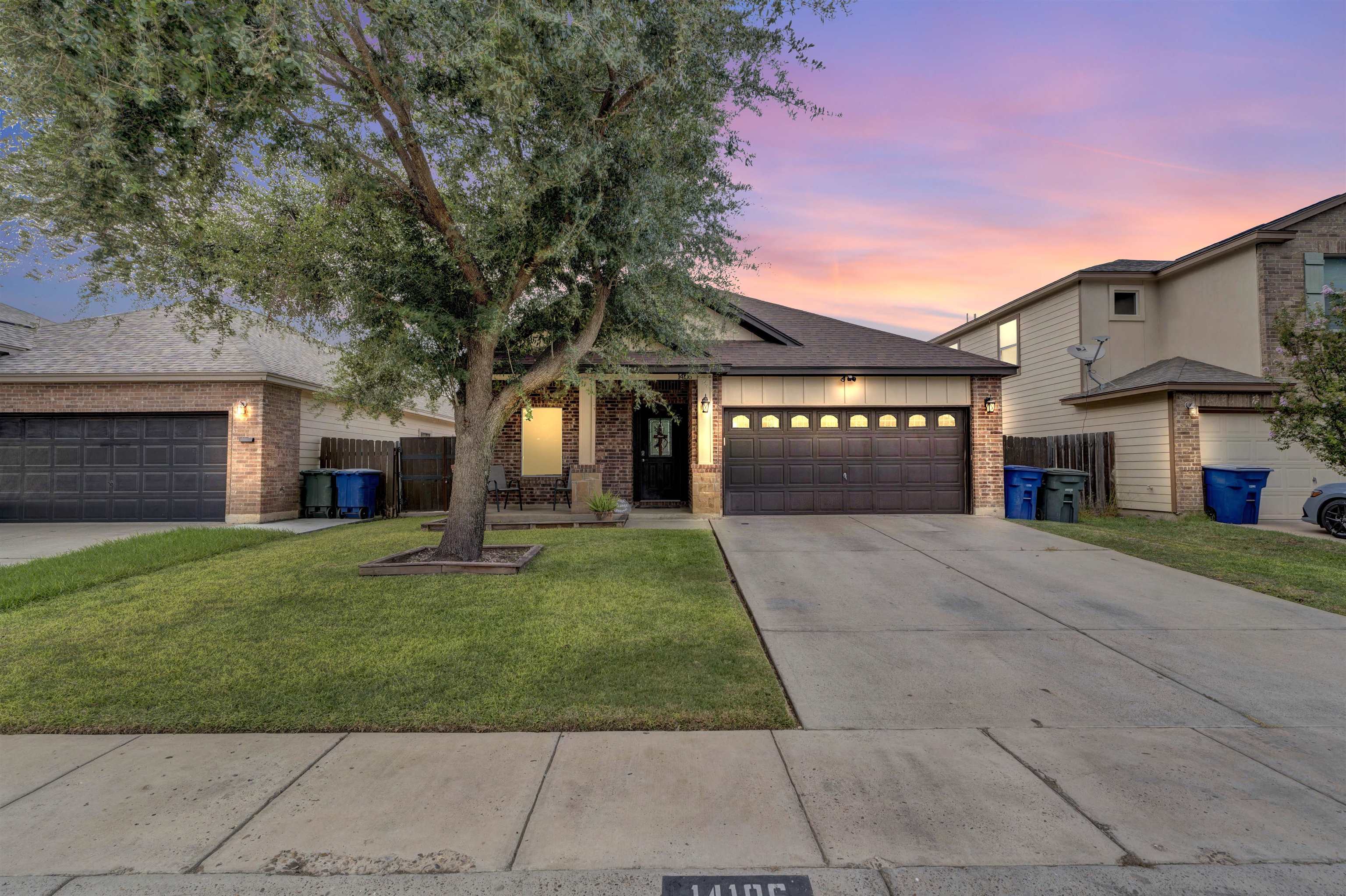 14106 Entrada Loop