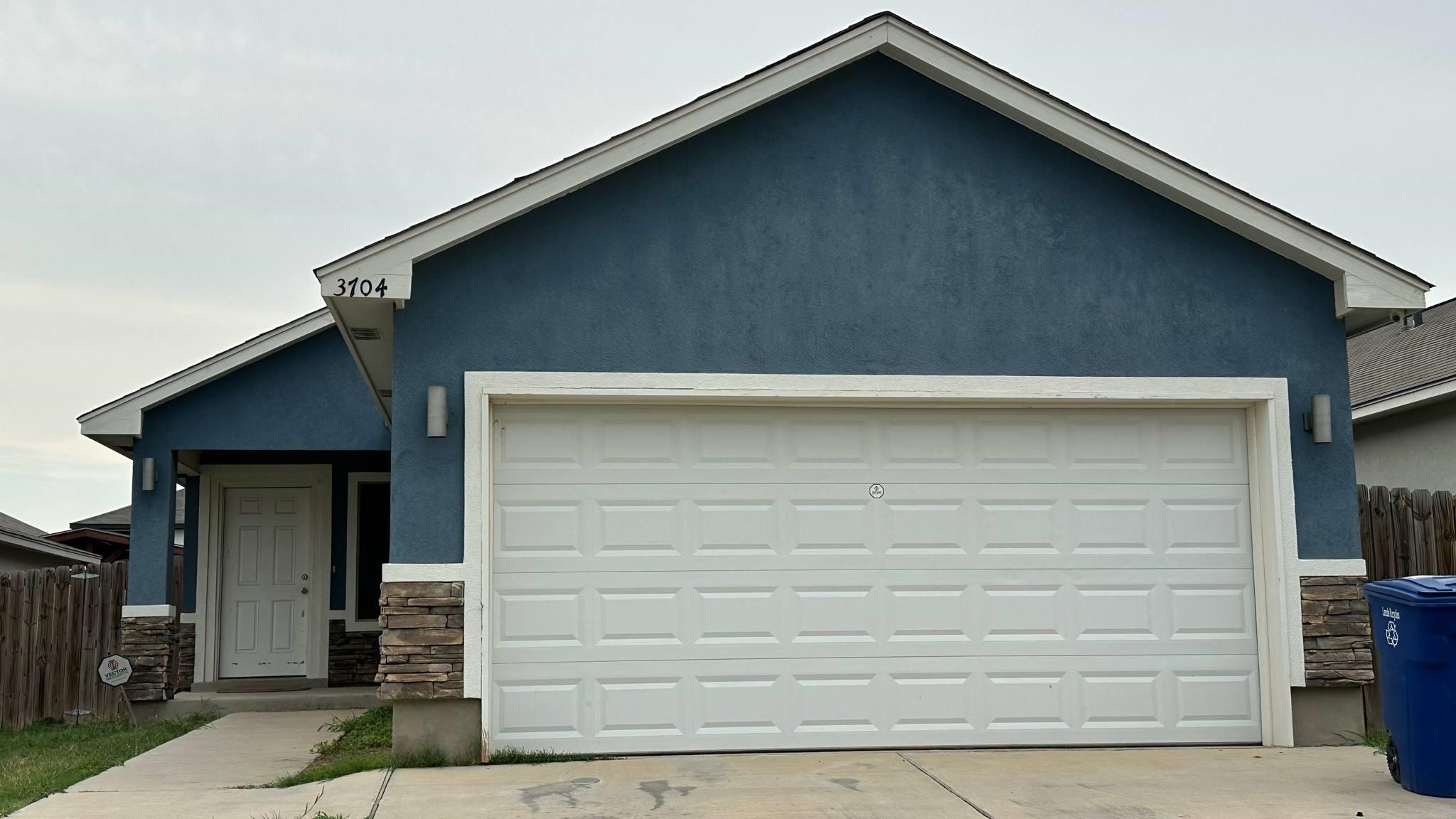 3704 Octavia Dr Property Photo 1