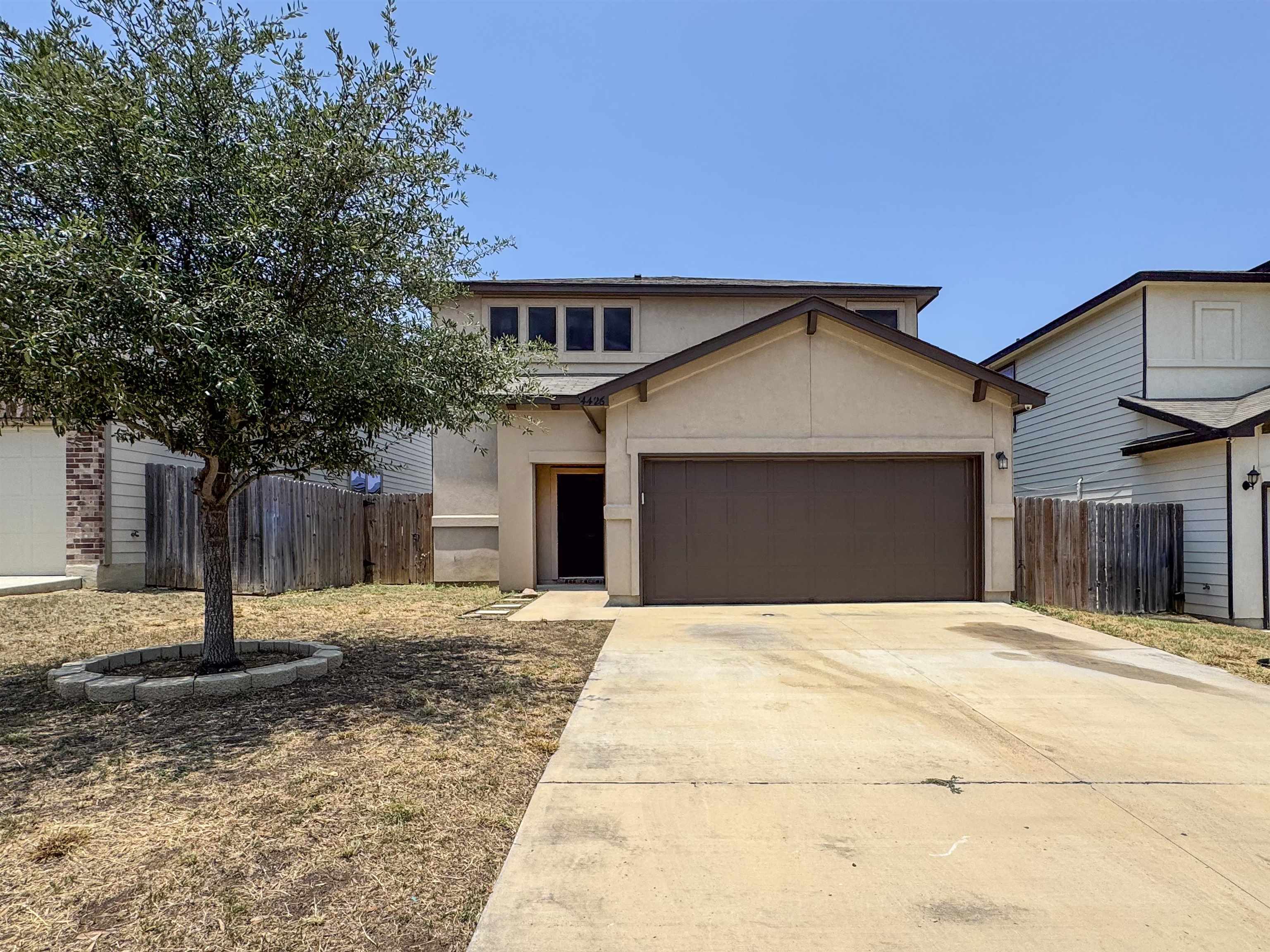 4426 Gloria Dr Property Photo 1