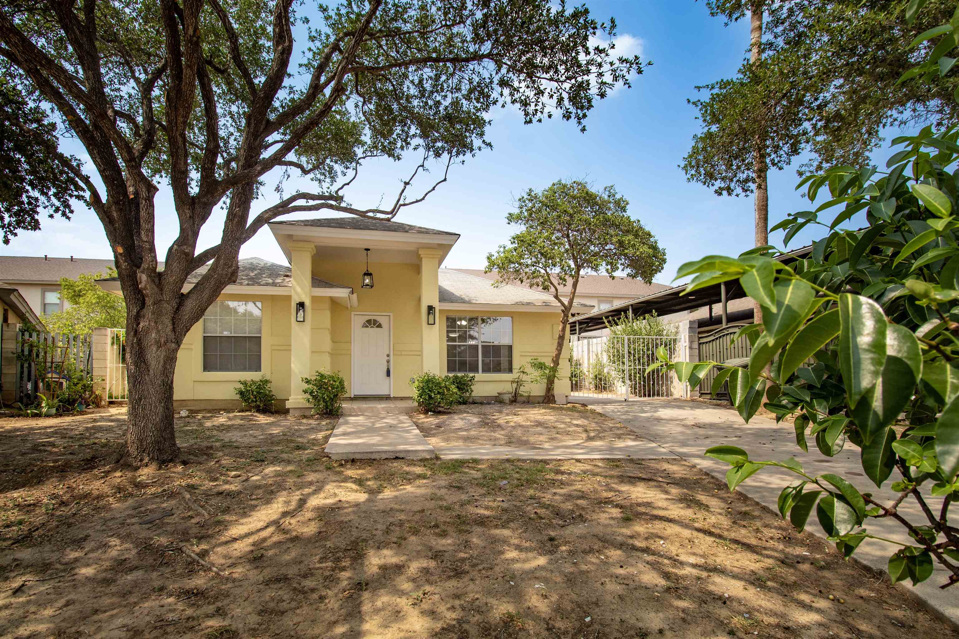 304 Anthony Ln