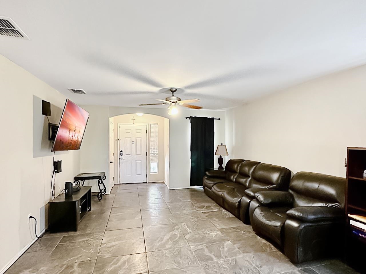 11116 Capistran Lp Property Photo 4