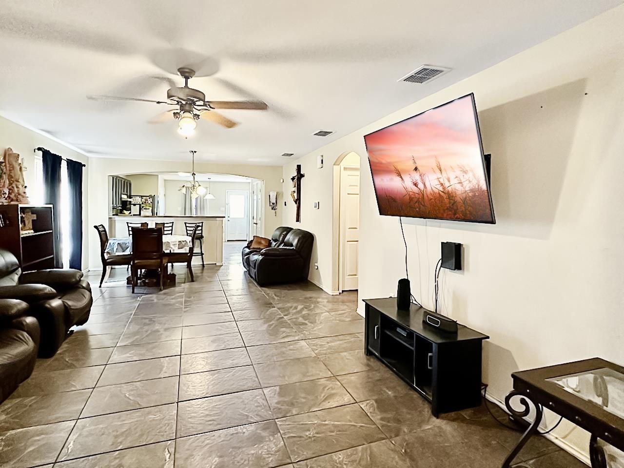 11116 Capistran Lp Property Photo 5